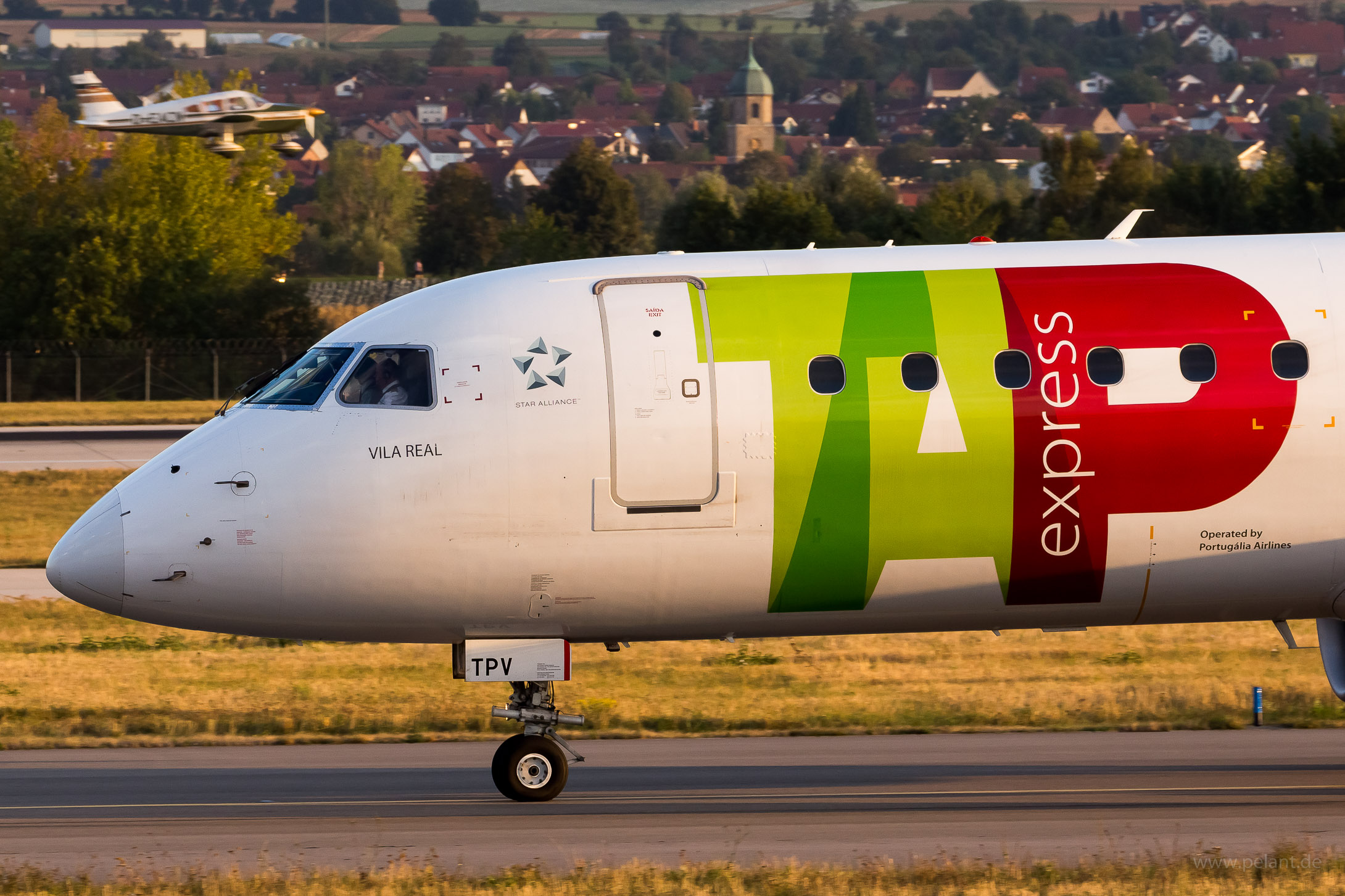 CS-TPV TAP Express Embraer ERJ-190LR in Stuttgart / STR