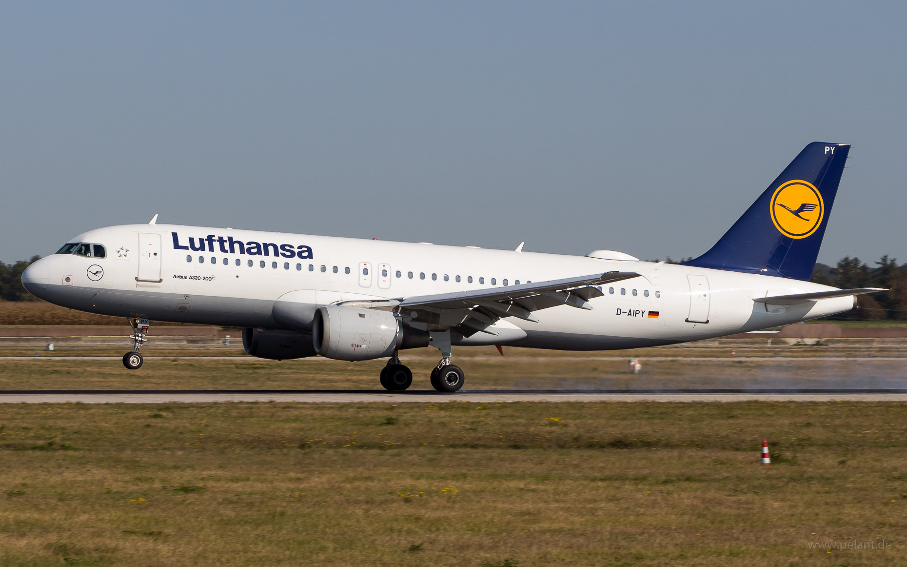 D-AIPY Lufthansa Airbus A320-211 in Stuttgart / STR