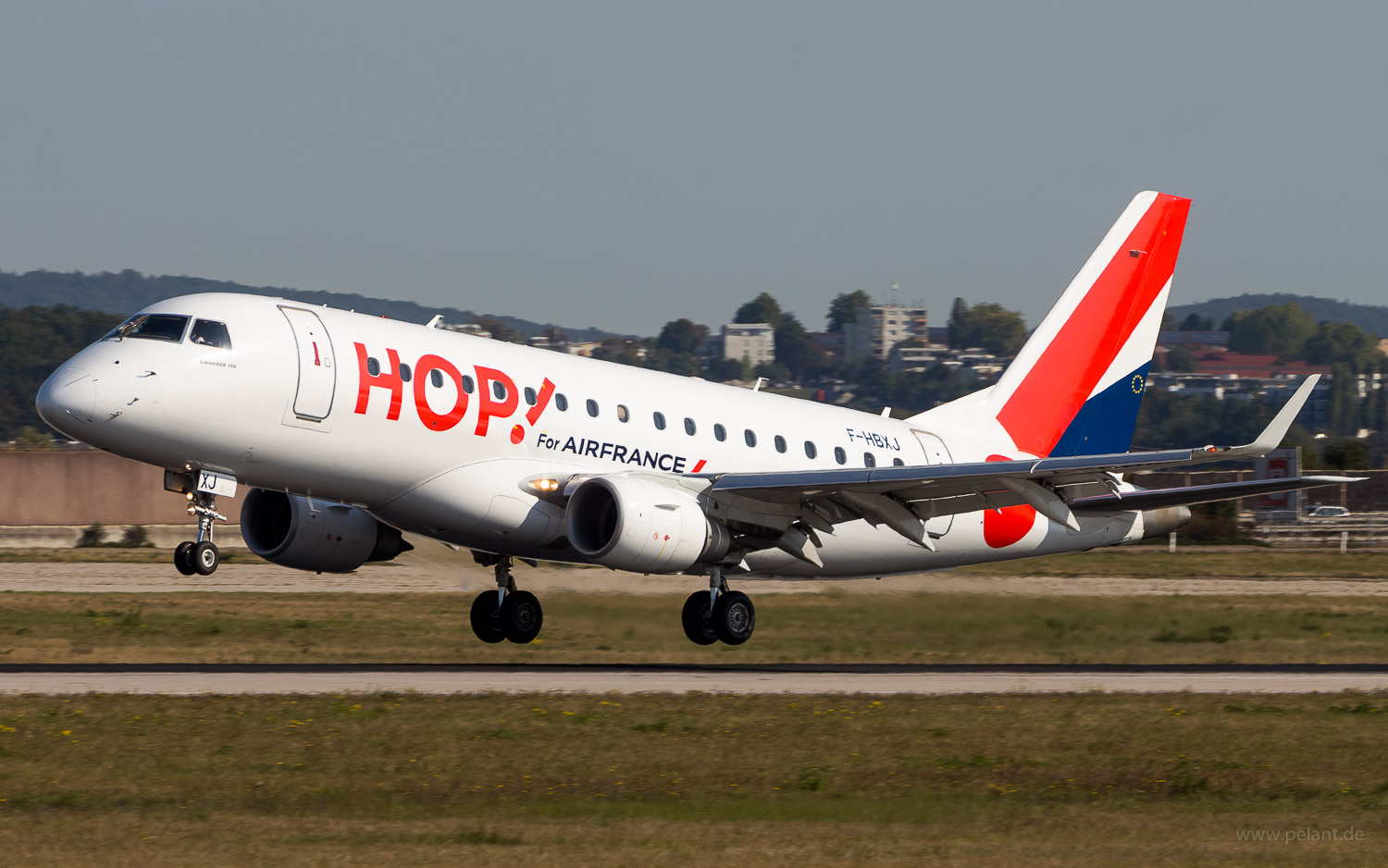 F-HBXJ HOP! Embraer 170 in Stuttgart / STR