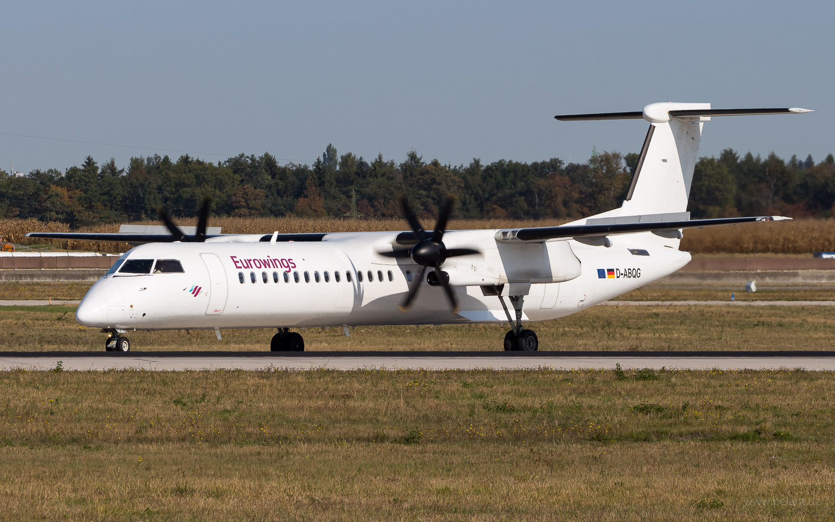 D-ABQG Eurowings Dash 8Q-400 in Stuttgart / STR