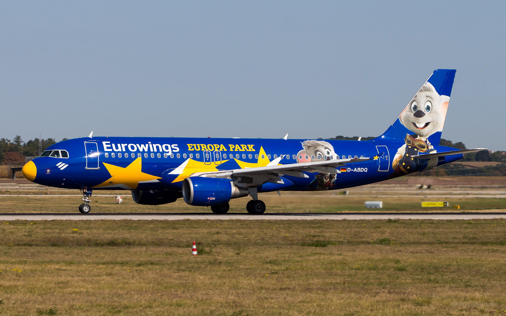 D-ABDQ Eurowings Airbus A320-214 in Stuttgart / STR (Europa Park Livery)