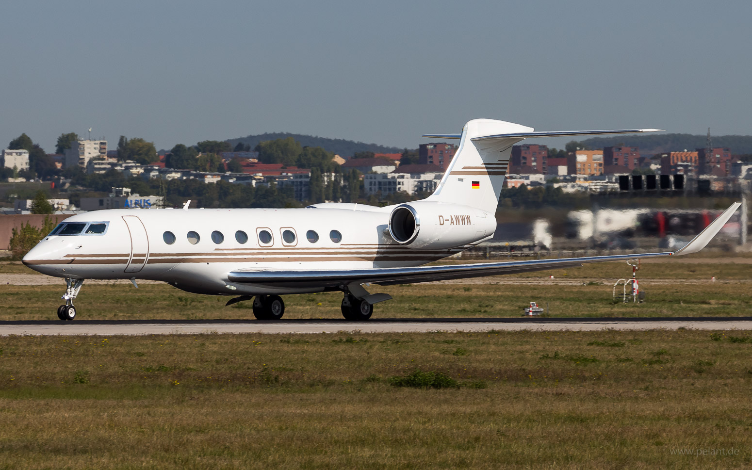 D-AWWW DC Aviation Gulfstream G650ER in Stuttgart / STR