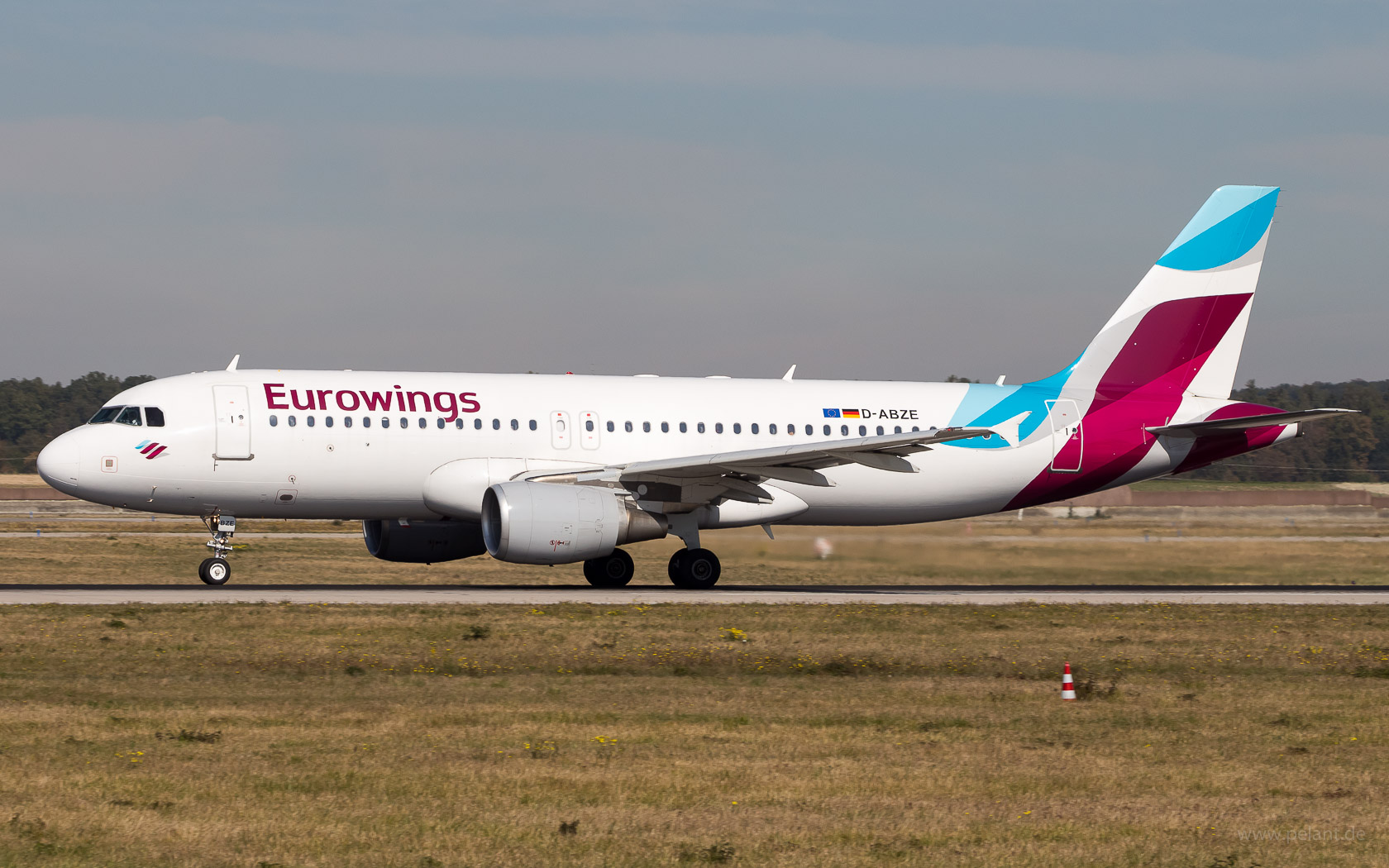 D-ABZE Eurowings Airbus A320-216 in Stuttgart / STR