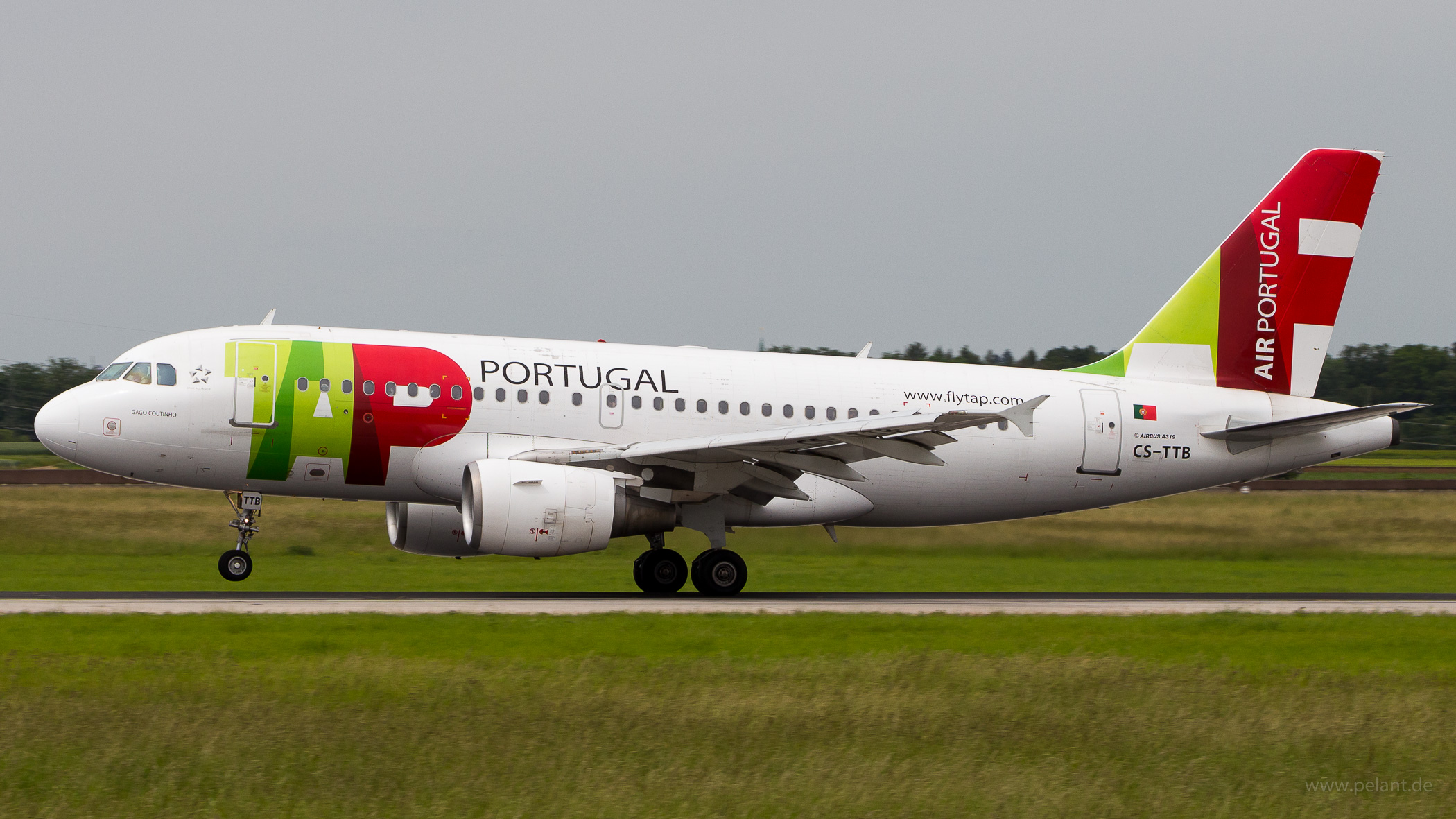 CS-TTB TAP Portugal Airbus A319-111 in Stuttgart / STR