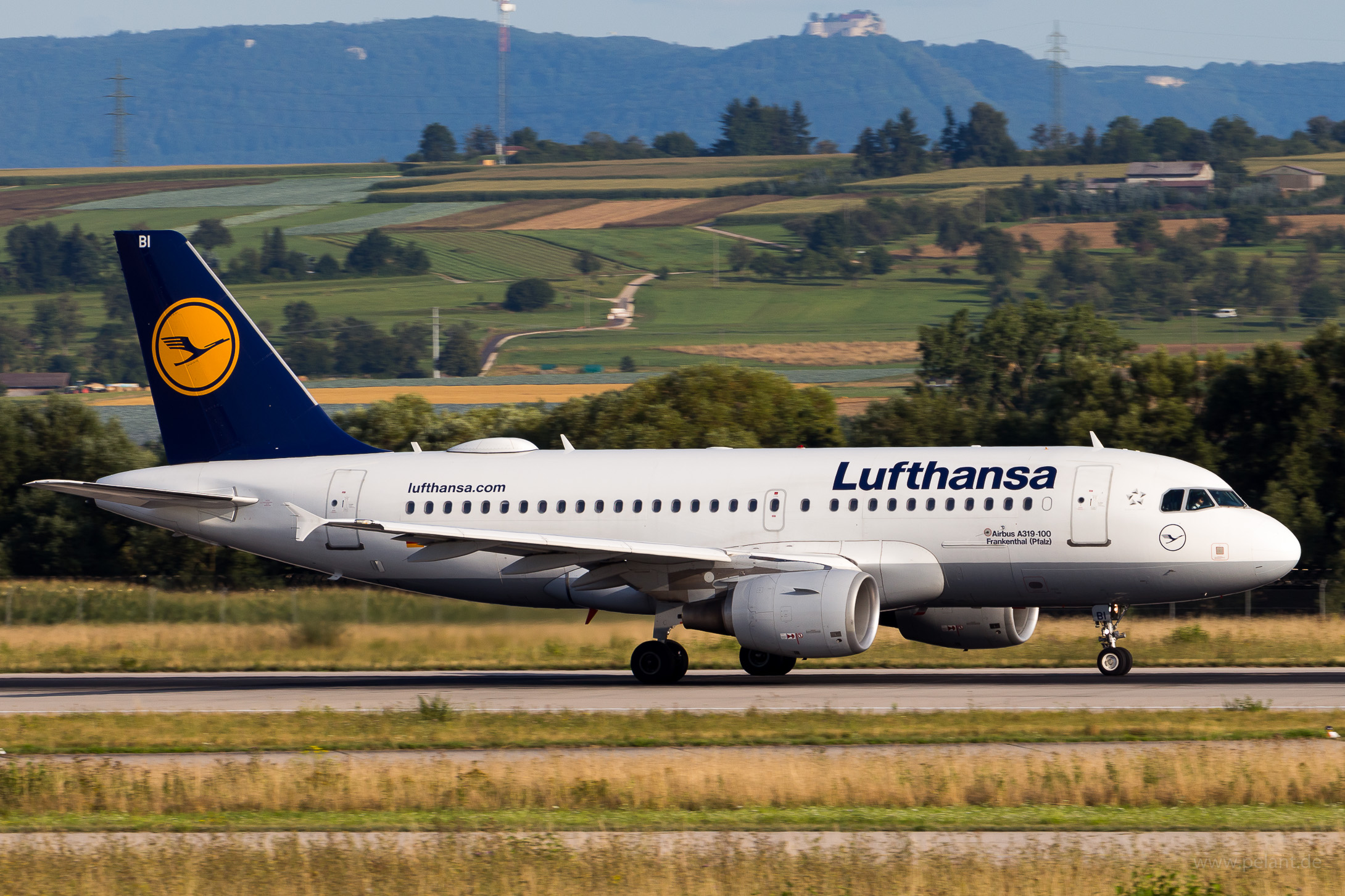 D-AIBI Lufthansa Airbus A319-112 in Stuttgart / STR