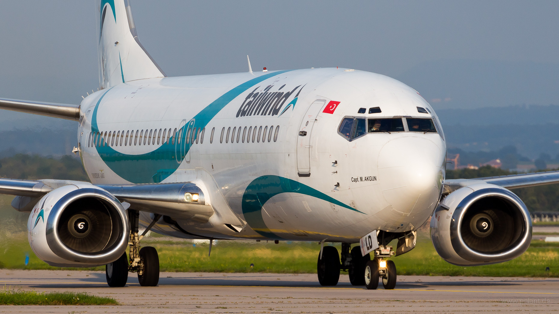 TC-TLD Tailwind Airlines Boeing 737-4Q8 in Stuttgart / STR