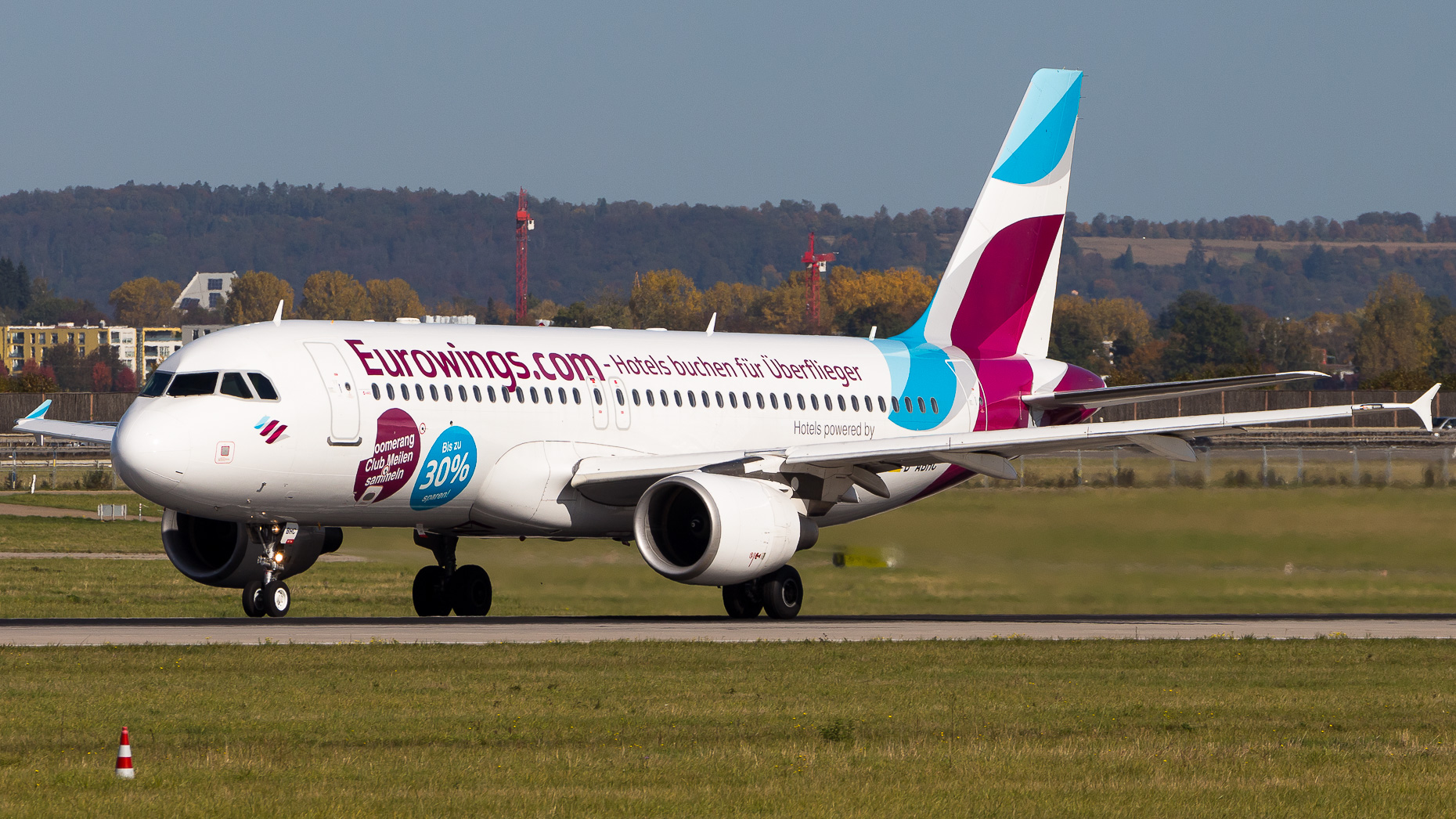 D-ABHC Eurowings Airbus A320-214 in Stuttgart / STR (Hotels powered by HRS Livery)
