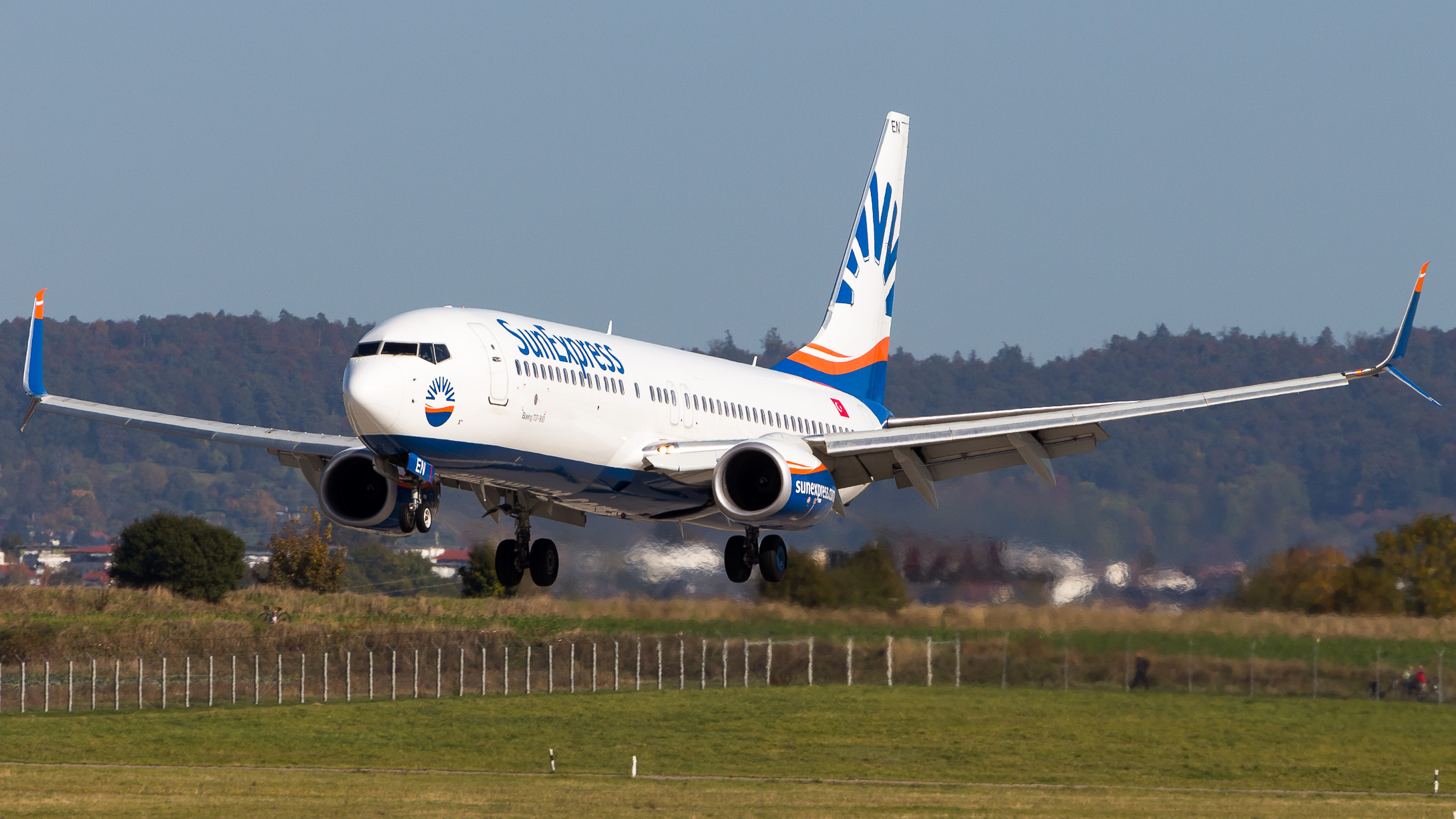 TC-SEN SunExpress Boeing 737-8HC in Stuttgart / STR