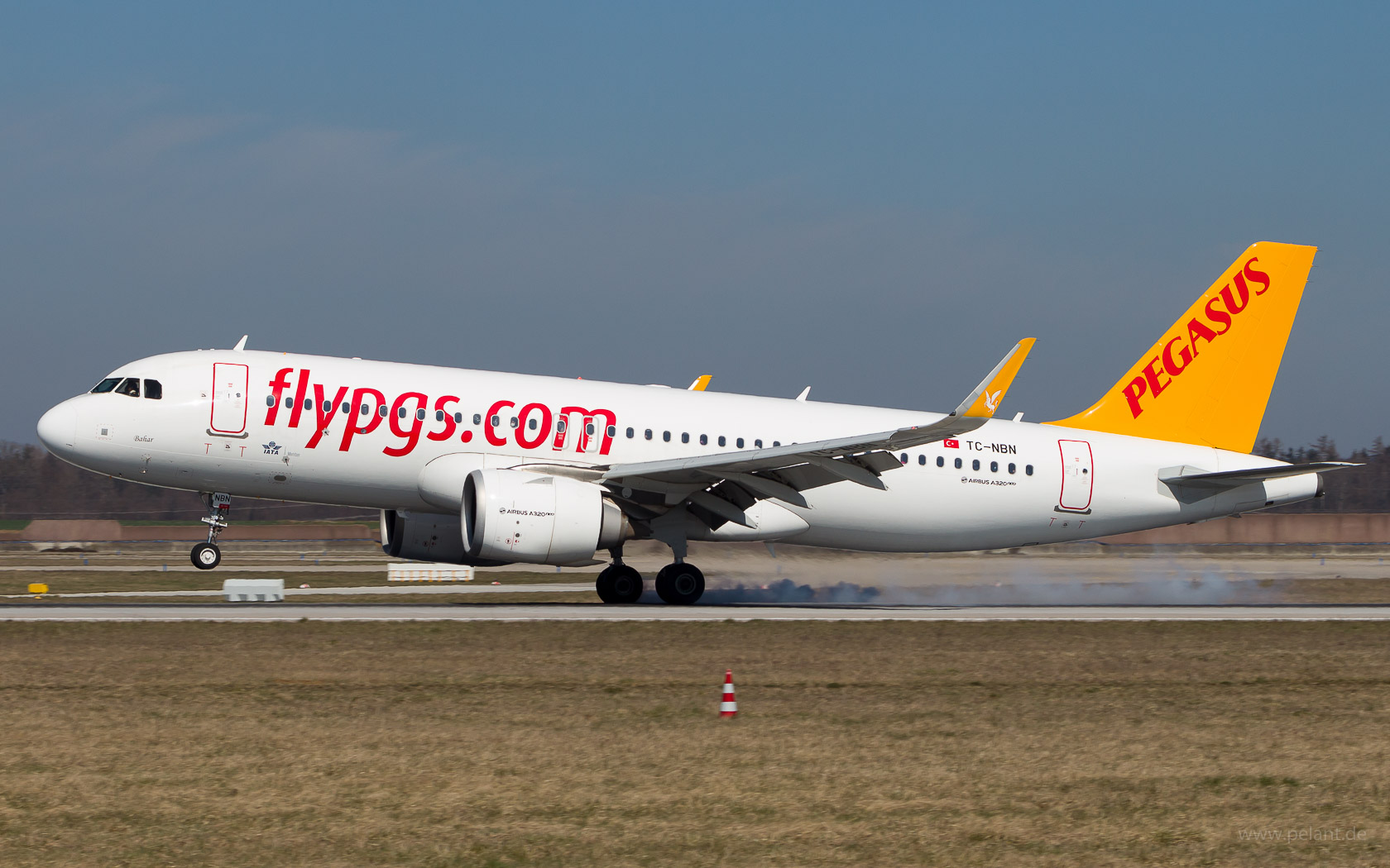 TC-NBN Pegasus Airlines Airbus A320-251N in Stuttgart / STR