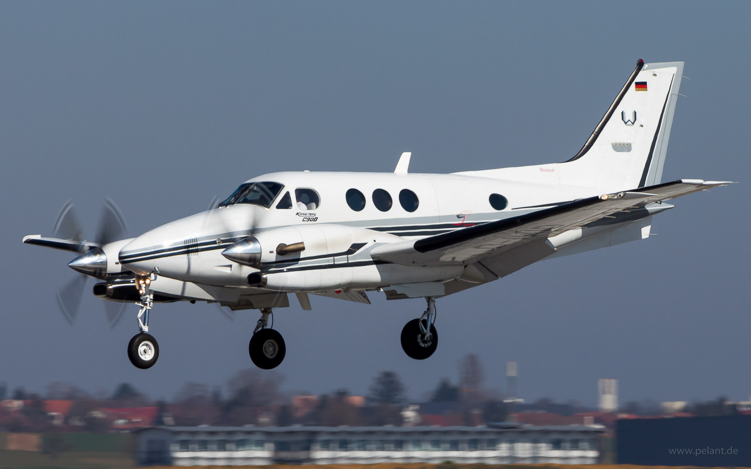 D-IWID ? Beech C90B King Air in Stuttgart / STR