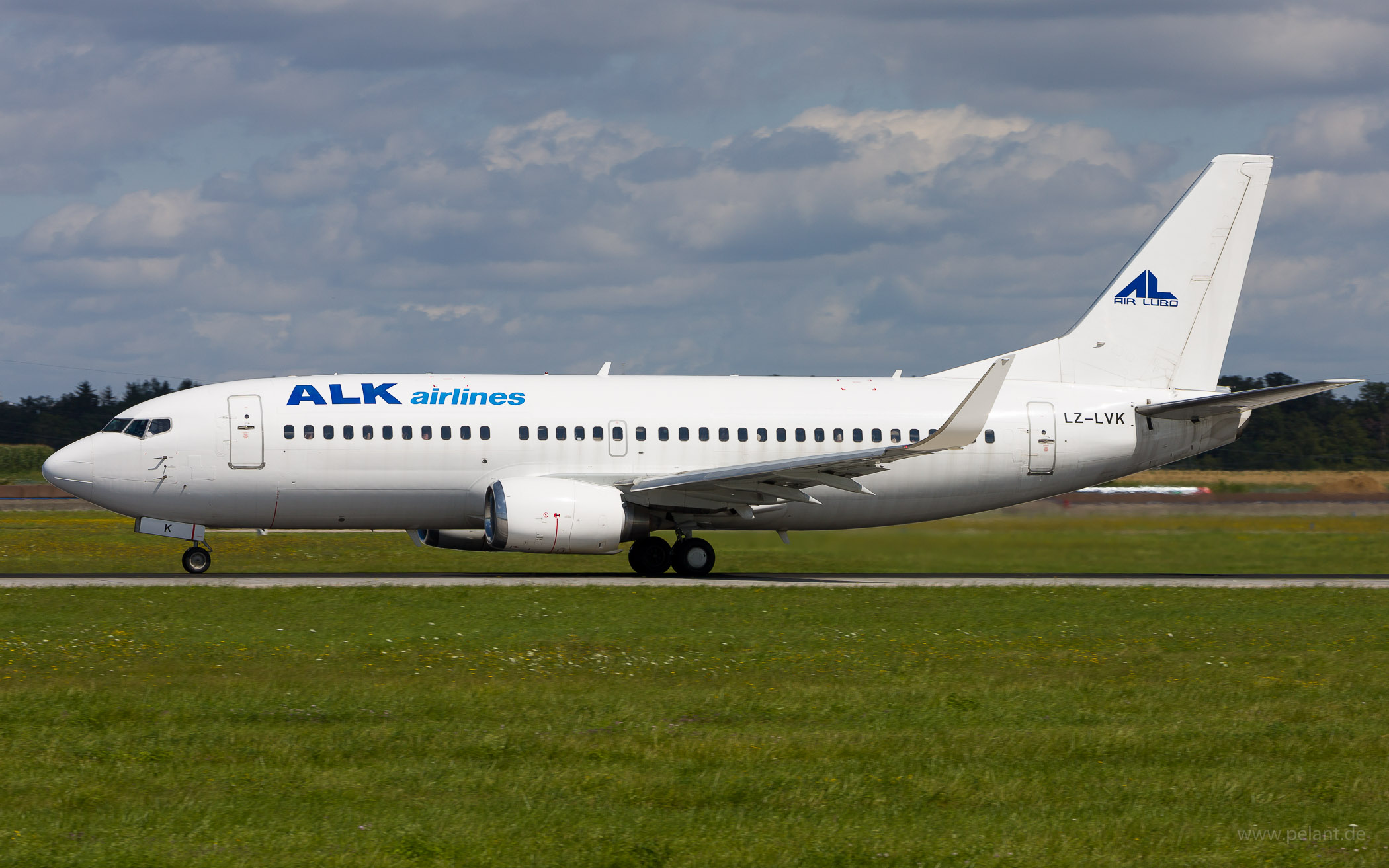 LZ-LVK ALK Airlines Boeing 737-3H4 in Stuttgart / STR