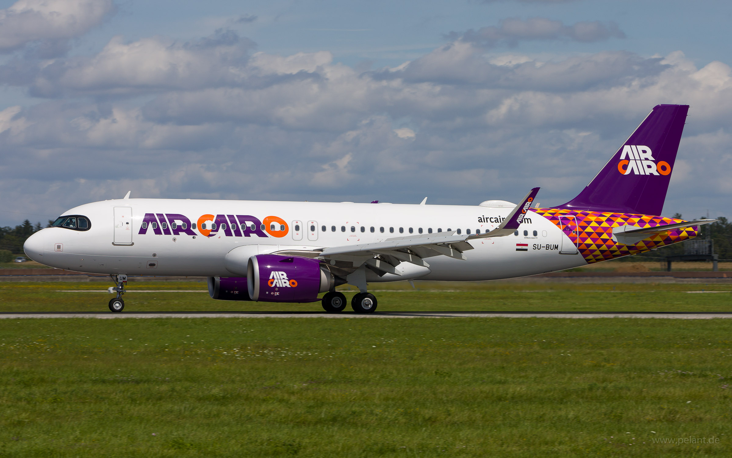 SU-BUM Air Cairo Airbus A320-251N in Stuttgart / STR