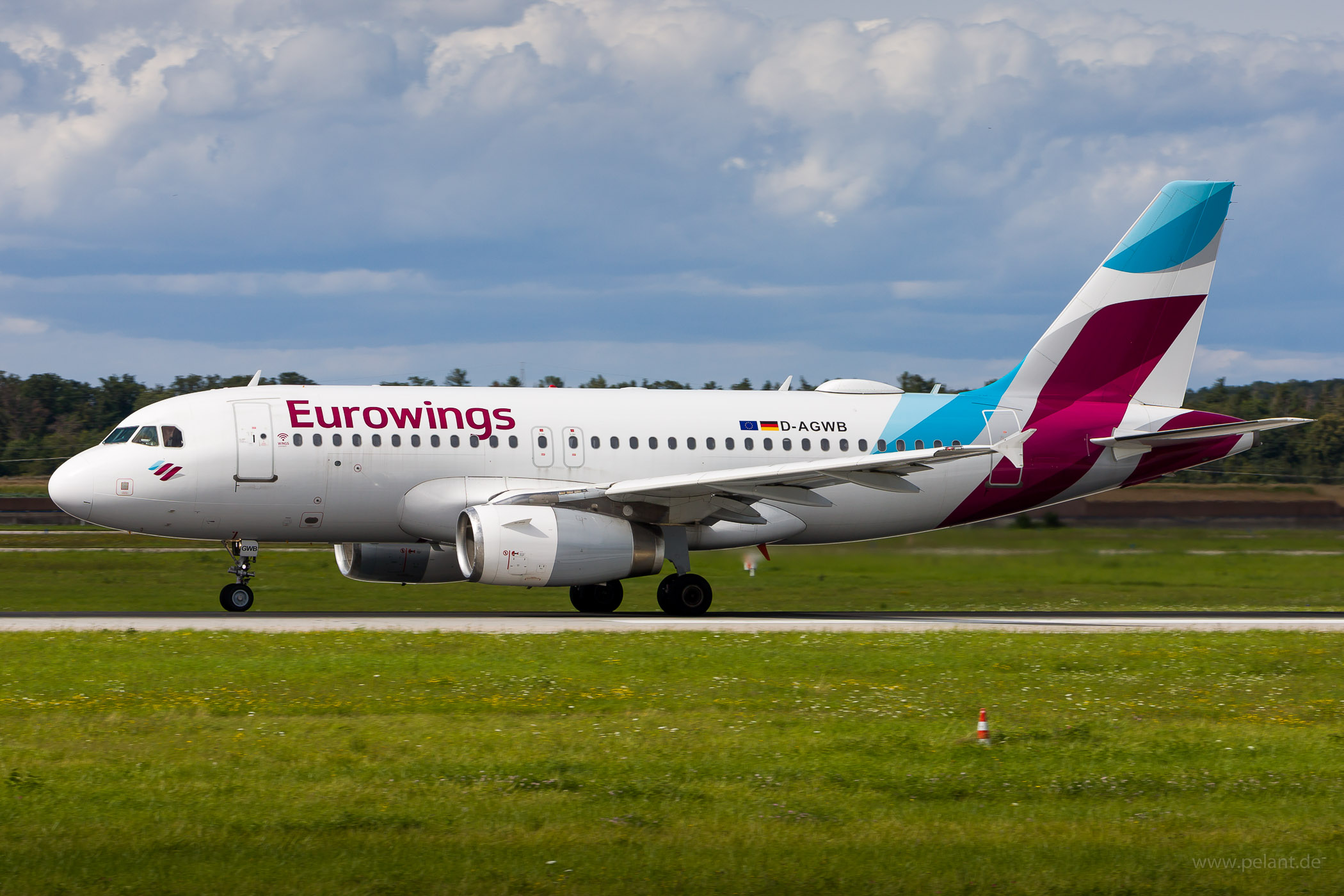 D-AGWB Eurowings Airbus A319-132 in Stuttgart / STR