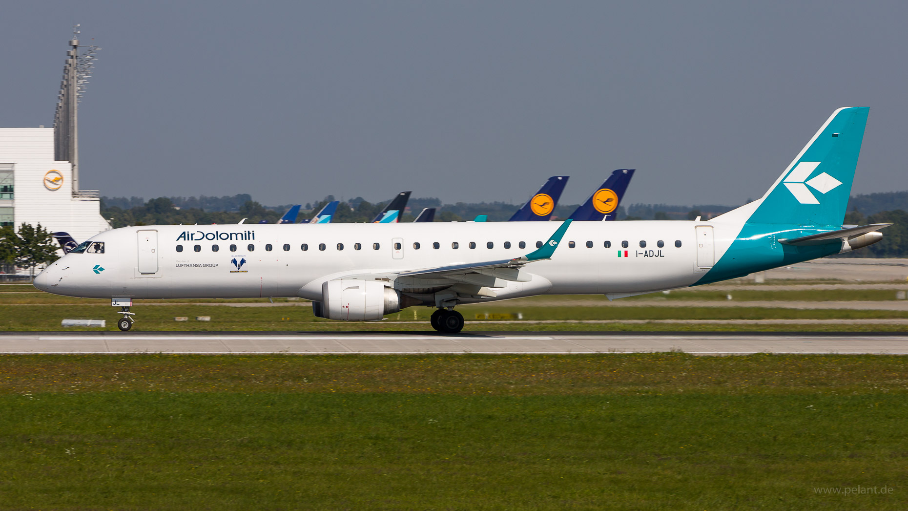 I-ADJL Air Dolomiti Embraer ERJ-195LR in München / MUC