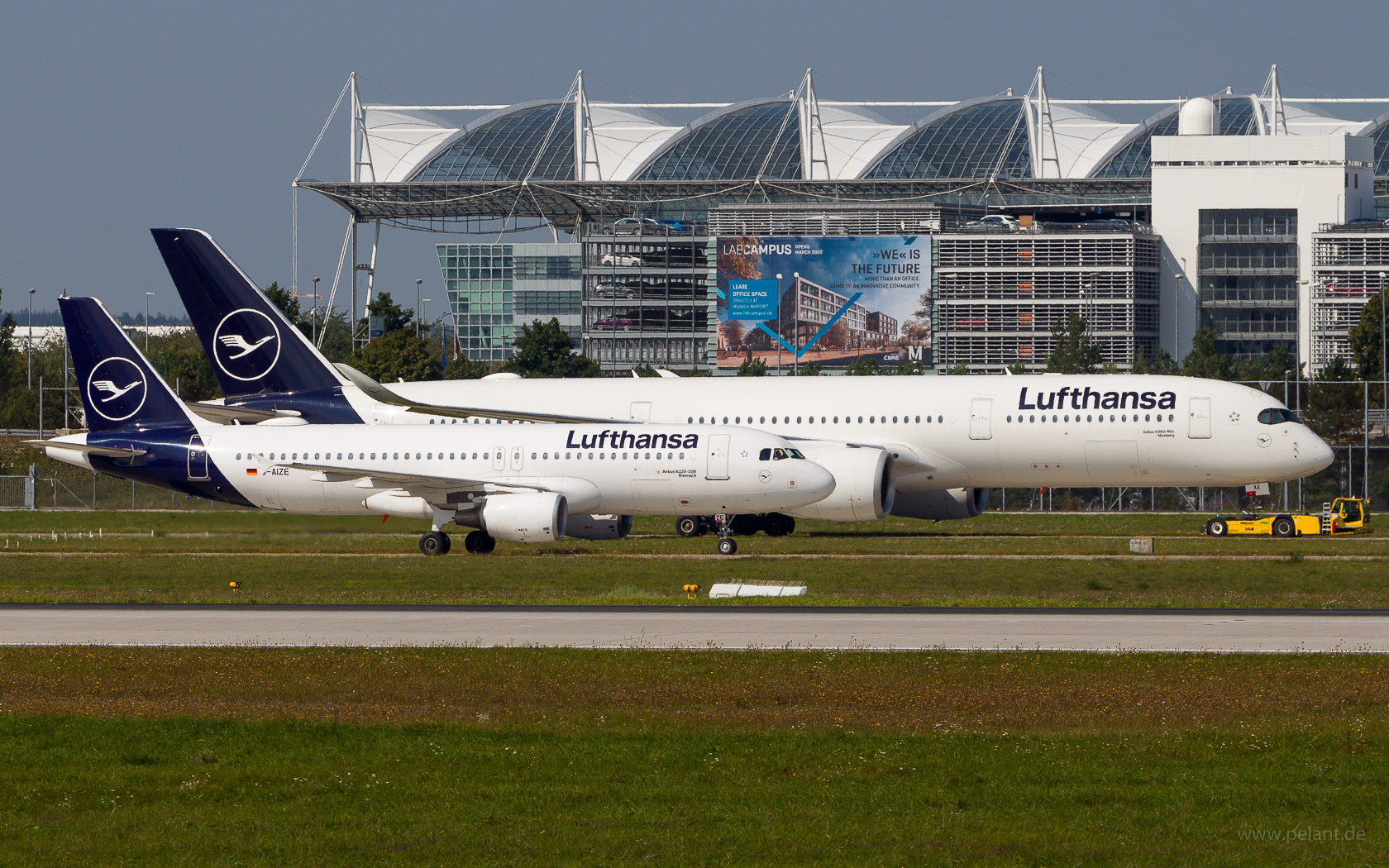 D-AIZE Lufthansa Airbus A320-214 in Mnchen / MUC