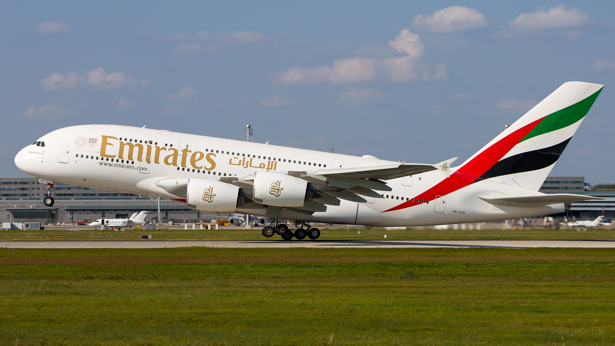 A6-EUI Emirates Airbus A380-861 in Mnchen / MUC