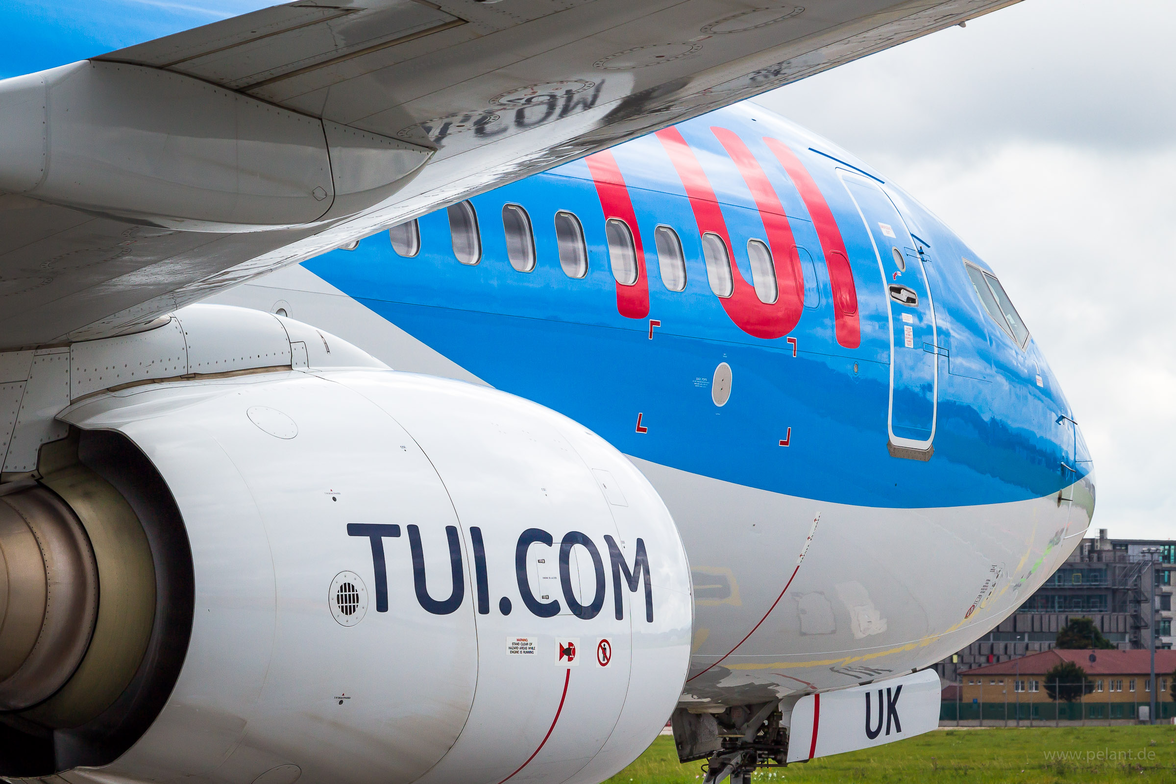 D-ATUK TUIfly Boeing 737-8K5 in Stuttgart / STR