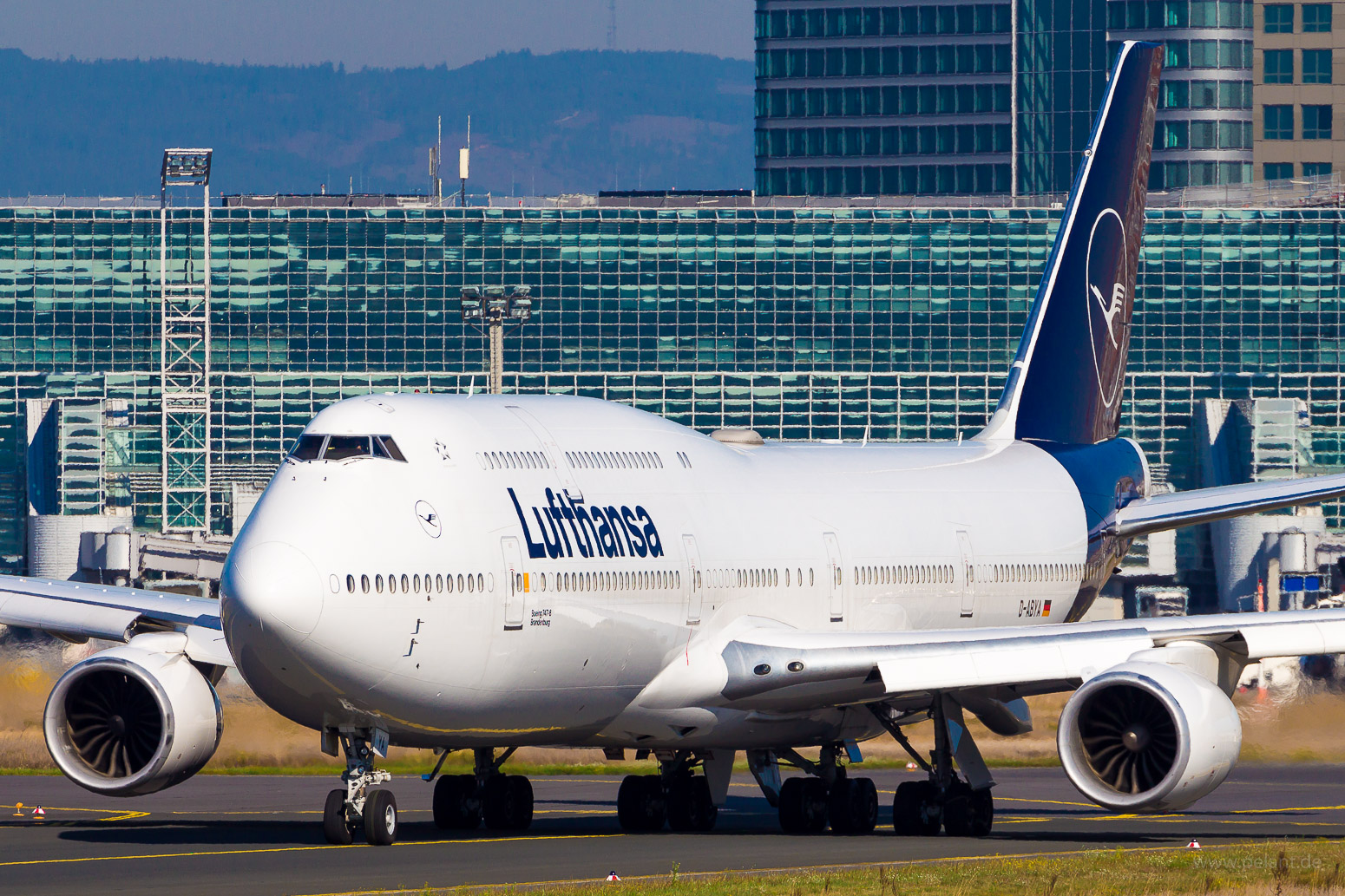 D-ABYA Lufthansa Boeing 747-8 Intercontinental in Frankfurt / FRA