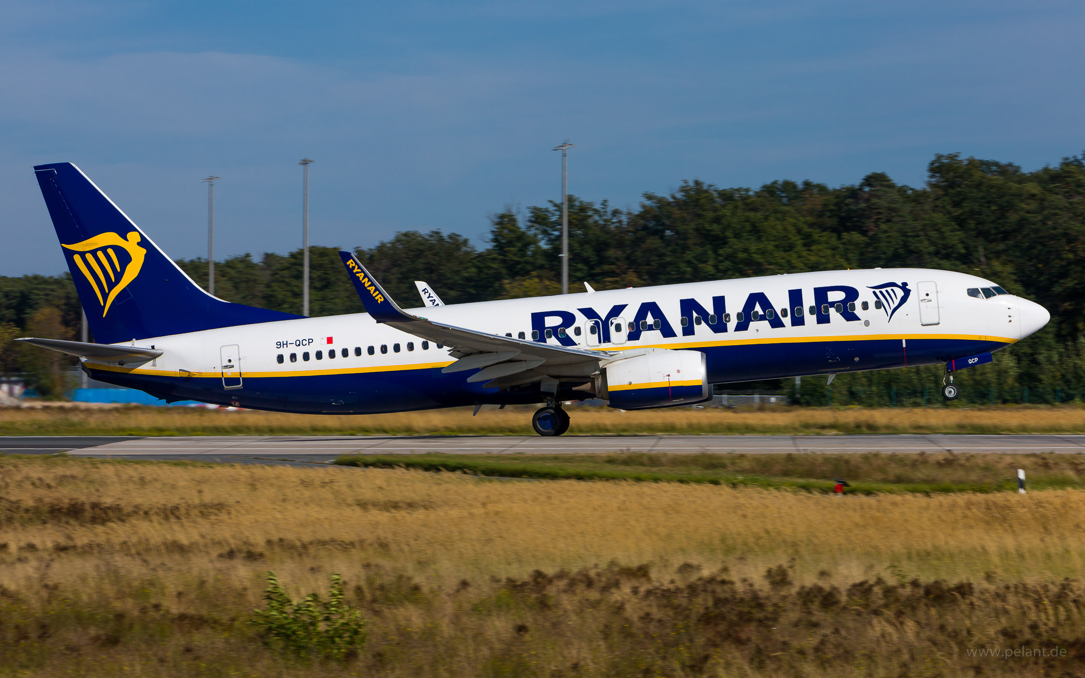 9H-QCP Ryanair Boeing 737-8AS in Frankfurt / FRA