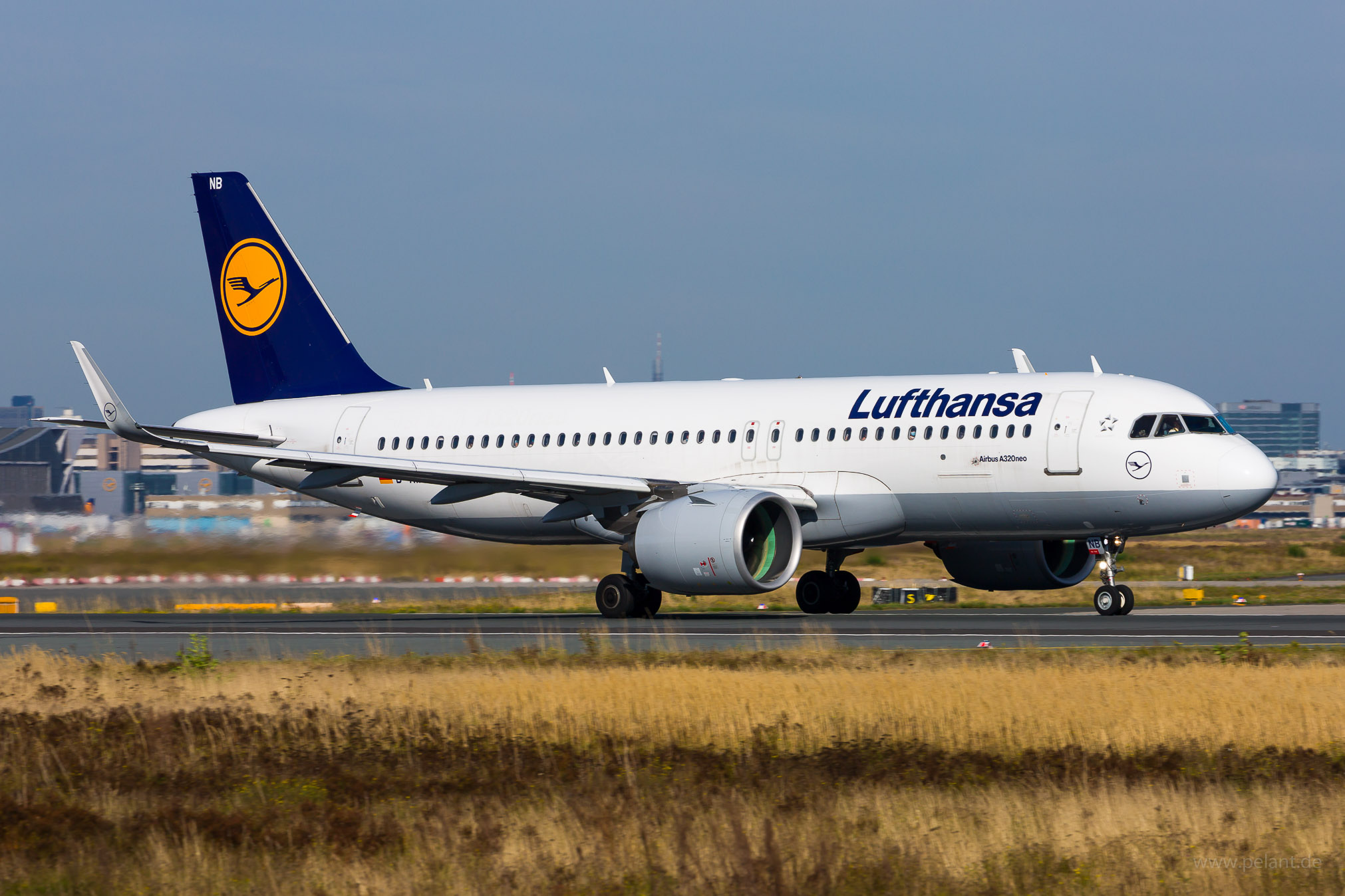 D-AINB Lufthansa Airbus A320-271N in Frankfurt / FRA