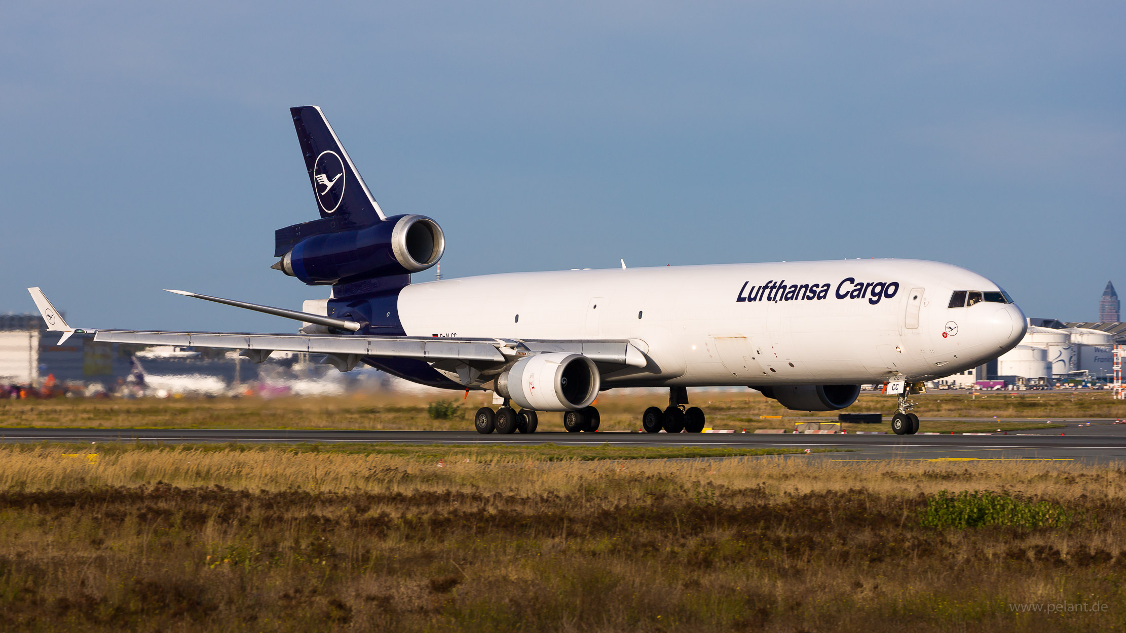 D-ALCC Lufthansa Cargo McDonnell Douglas MD-11 Frachter in Frankfurt / FRA