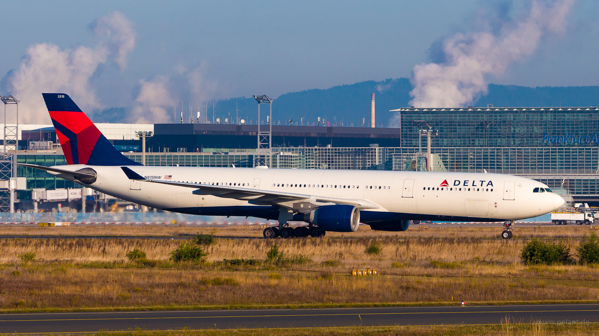 N815NW Delta Airbus A330-323 in Frankfurt / FRA