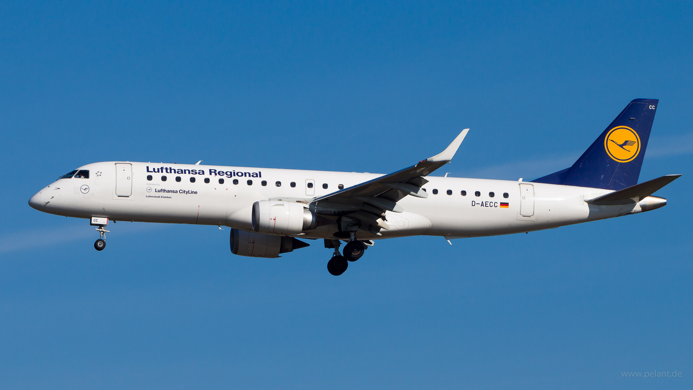 D-AECC Lufthansa CityLine Embraer 190 in Frankfurt / FRA