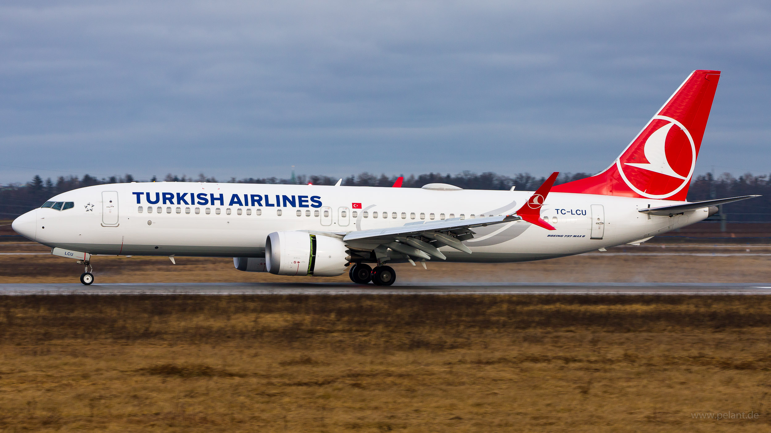 TC-LCU Turkish Airlines Boeing 737 MAX 8 in Stuttgart / STR