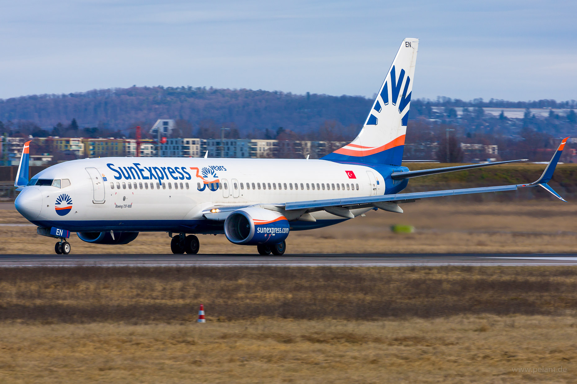 TC-SEN SunExpress Boeing 737-8HC in Stuttgart / STR