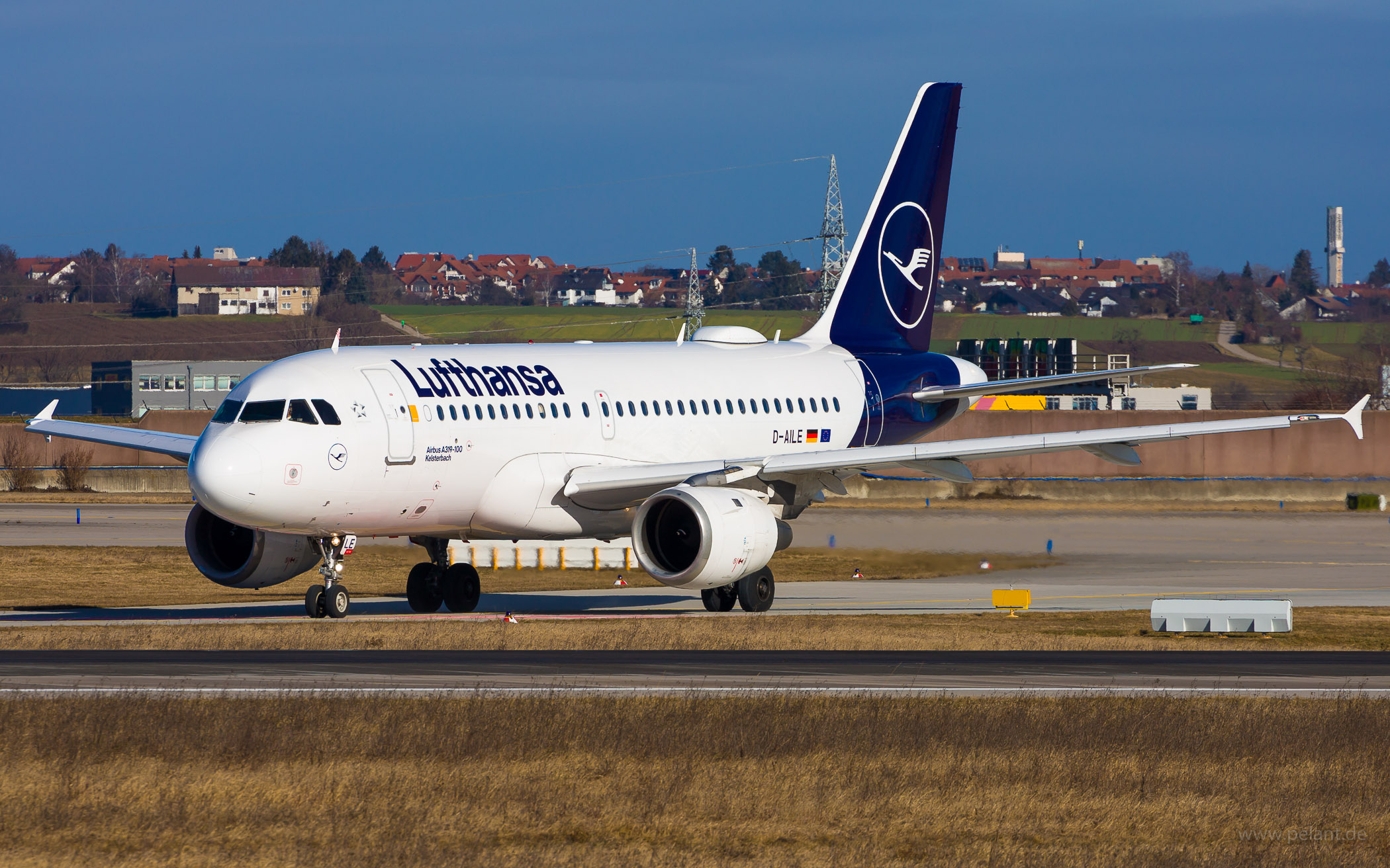 D-AILE Lufthansa Airbus A319-114 in Stuttgart / STR