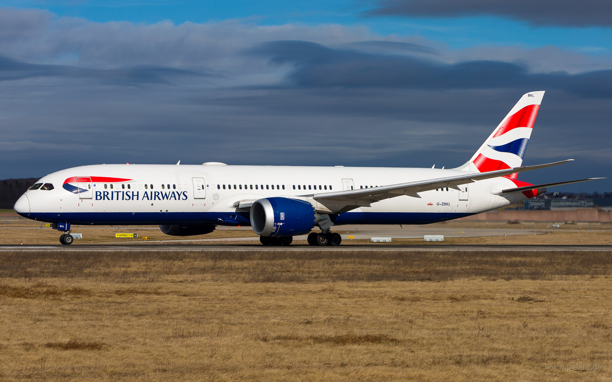 G-ZBKL British Airways Boeing 787-9 in Stuttgart / STR