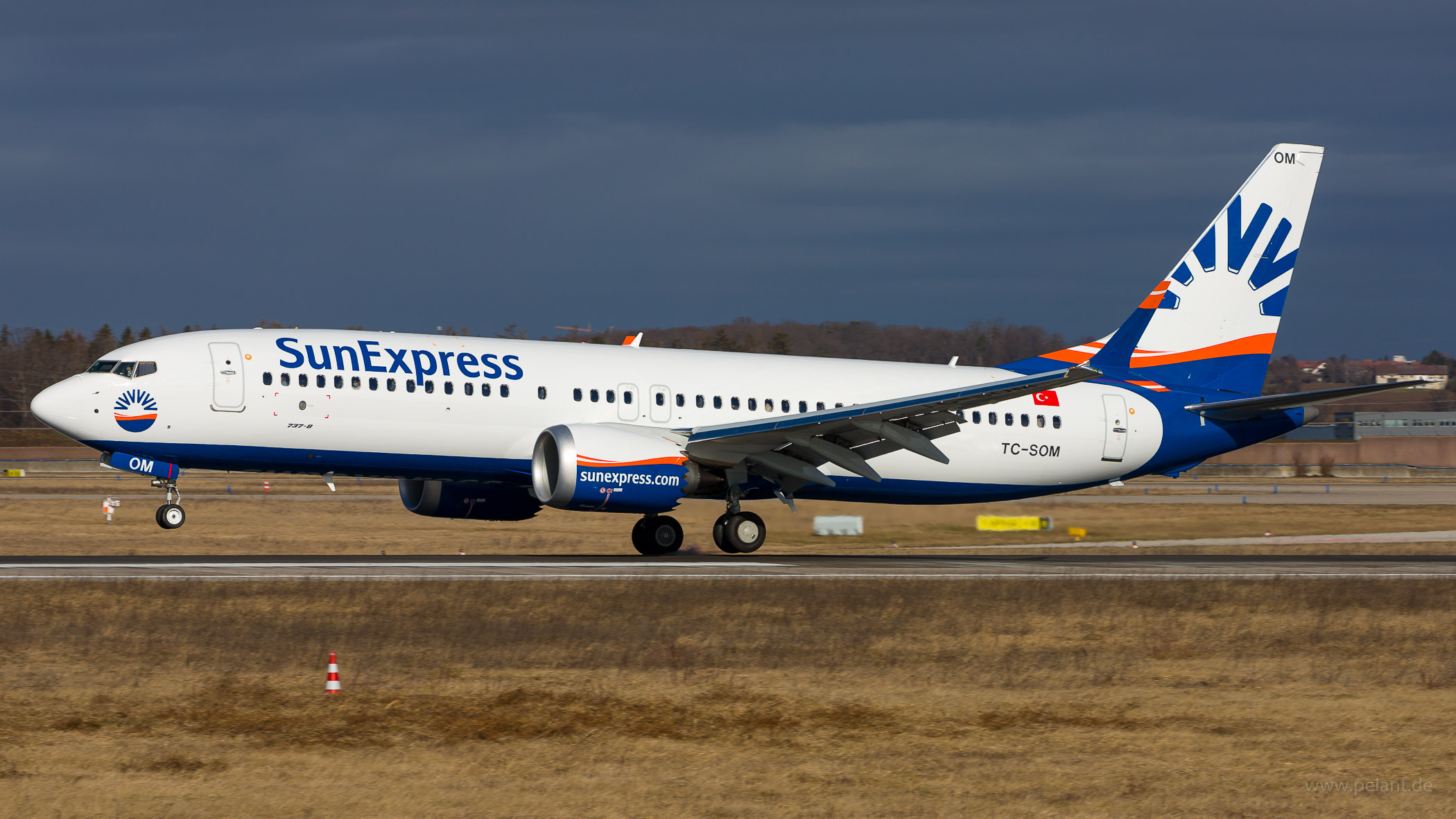 TC-SOM SunExpress Boeing 737 MAX 8 in Stuttgart / STR