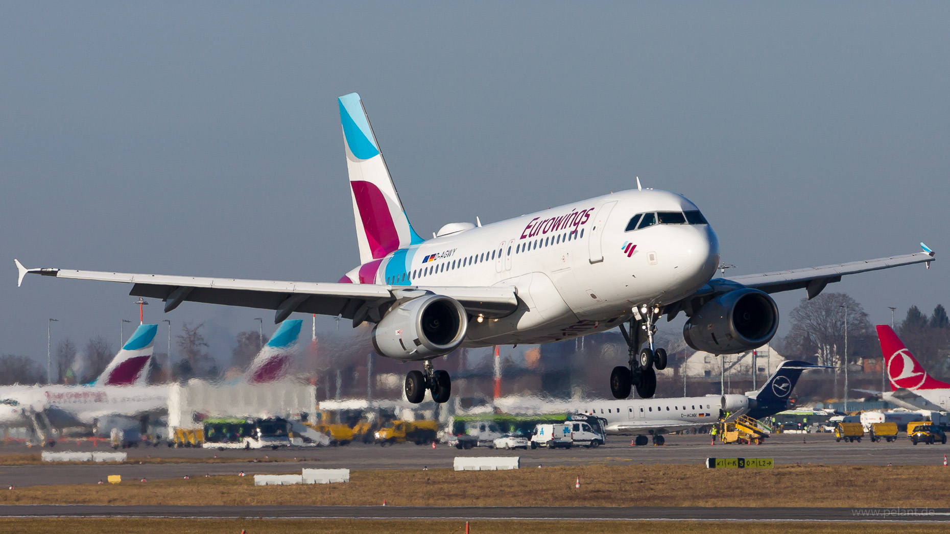 D-AGWY Eurowings Airbus A319-132 in Stuttgart / STR