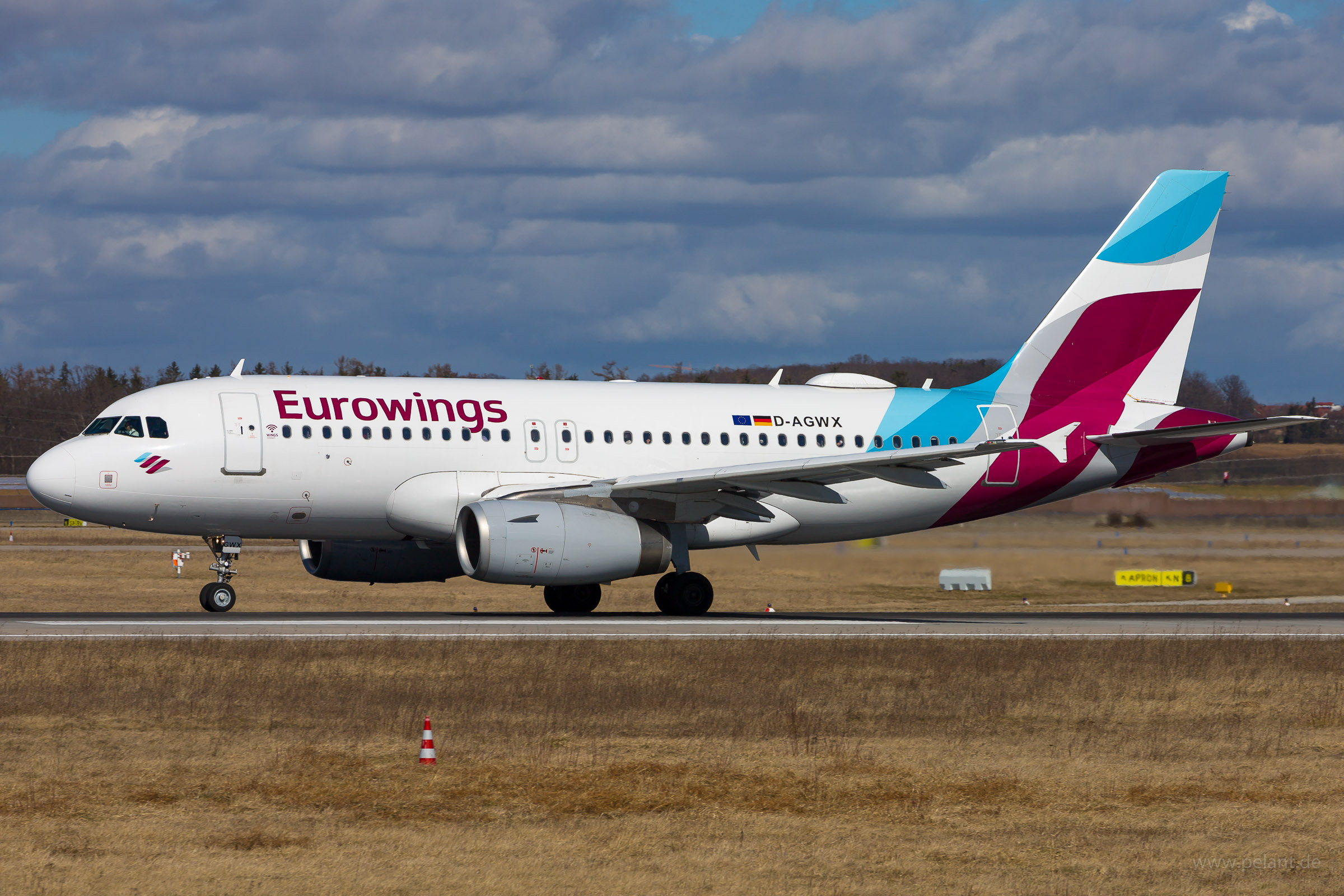 D-AGWX Eurowings Airbus A319-132 in Stuttgart / STR