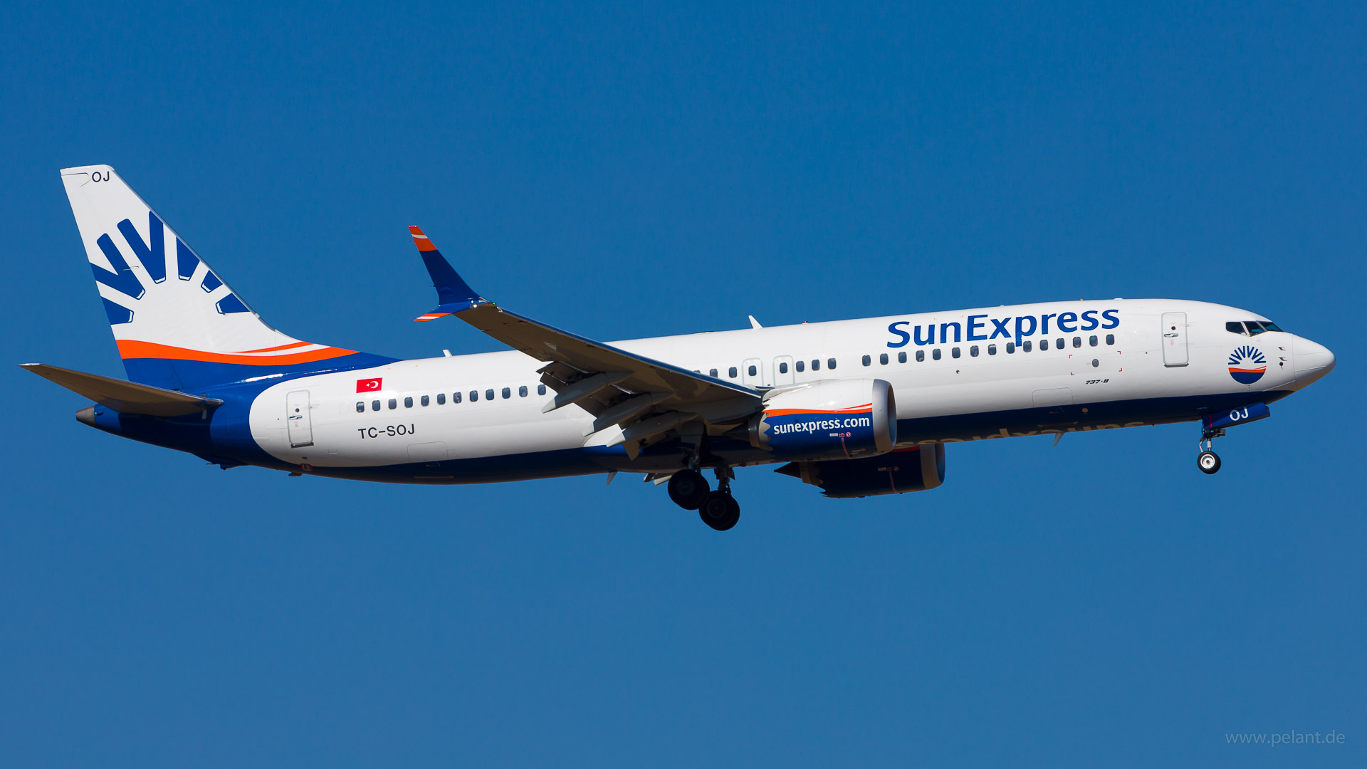 TC-SOJ SunExpress Boeing 737 MAX 8 in Stuttgart / STR