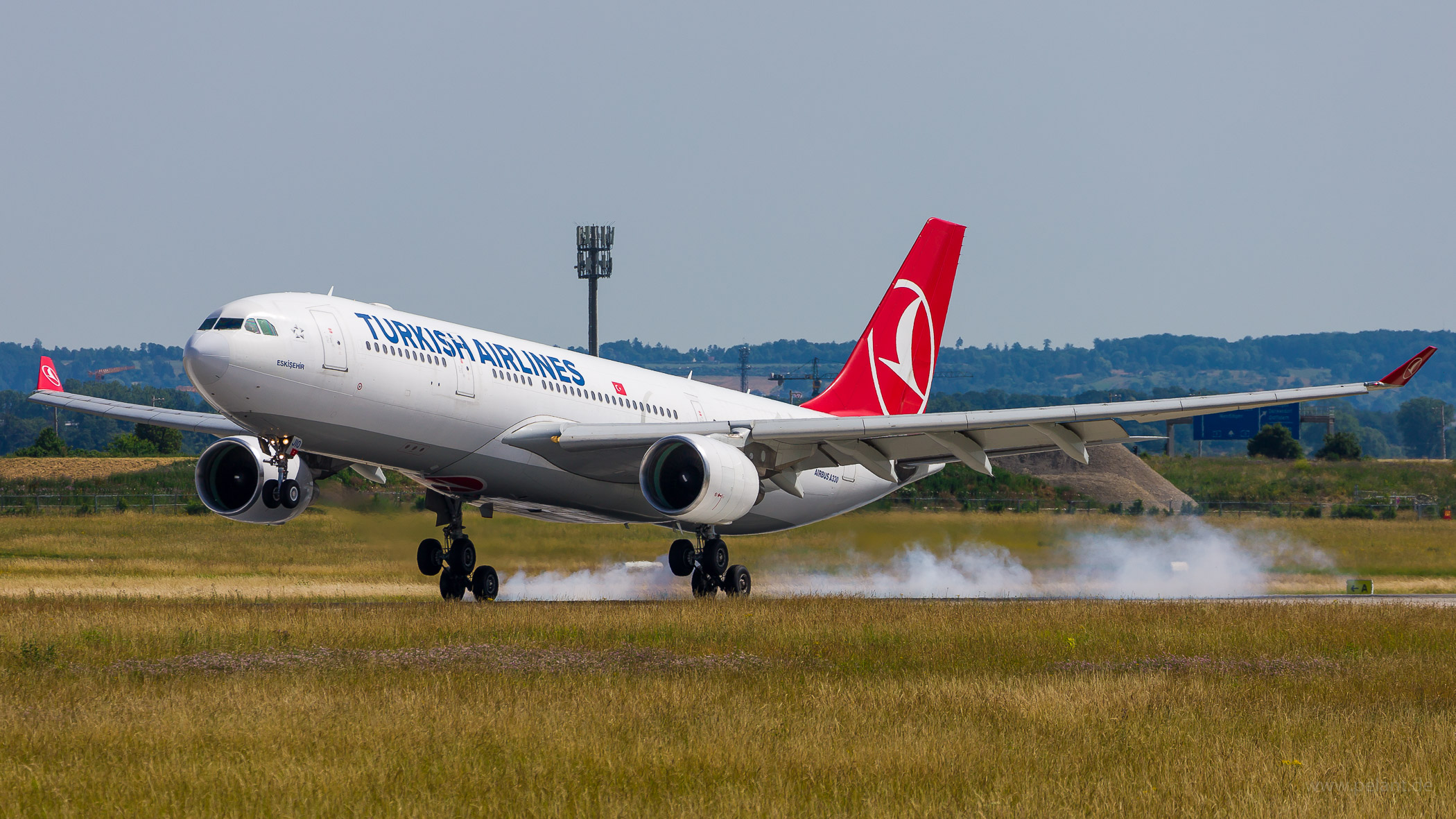 TC-JIO Turkish Airlines Airbus A330-223 in Stuttgart / STR