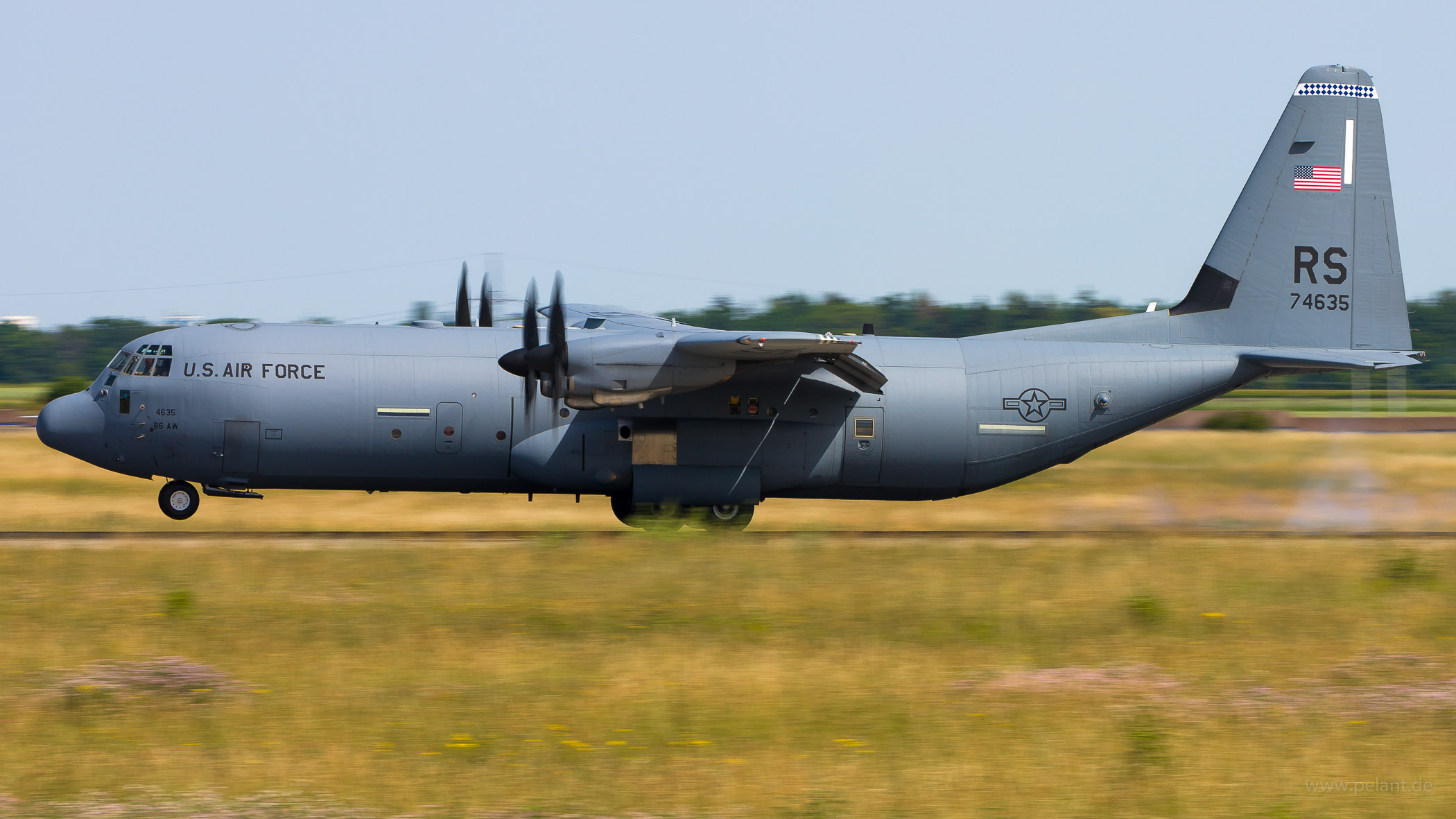 07-4635 USAF, -Army etc. Lockheed Martin C-130J-30 Hercules in Stuttgart / STR