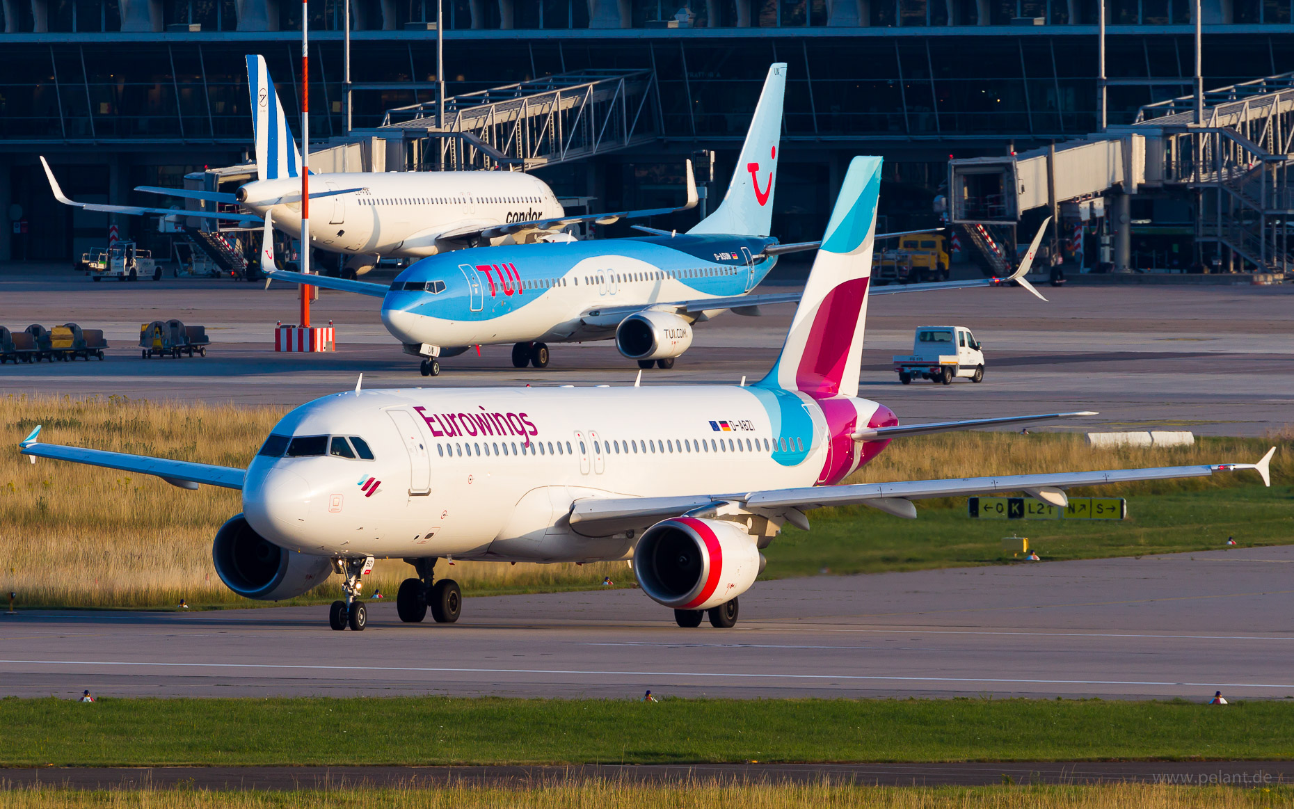 D-ABZI Eurowings Airbus A320-216 in Stuttgart / STR