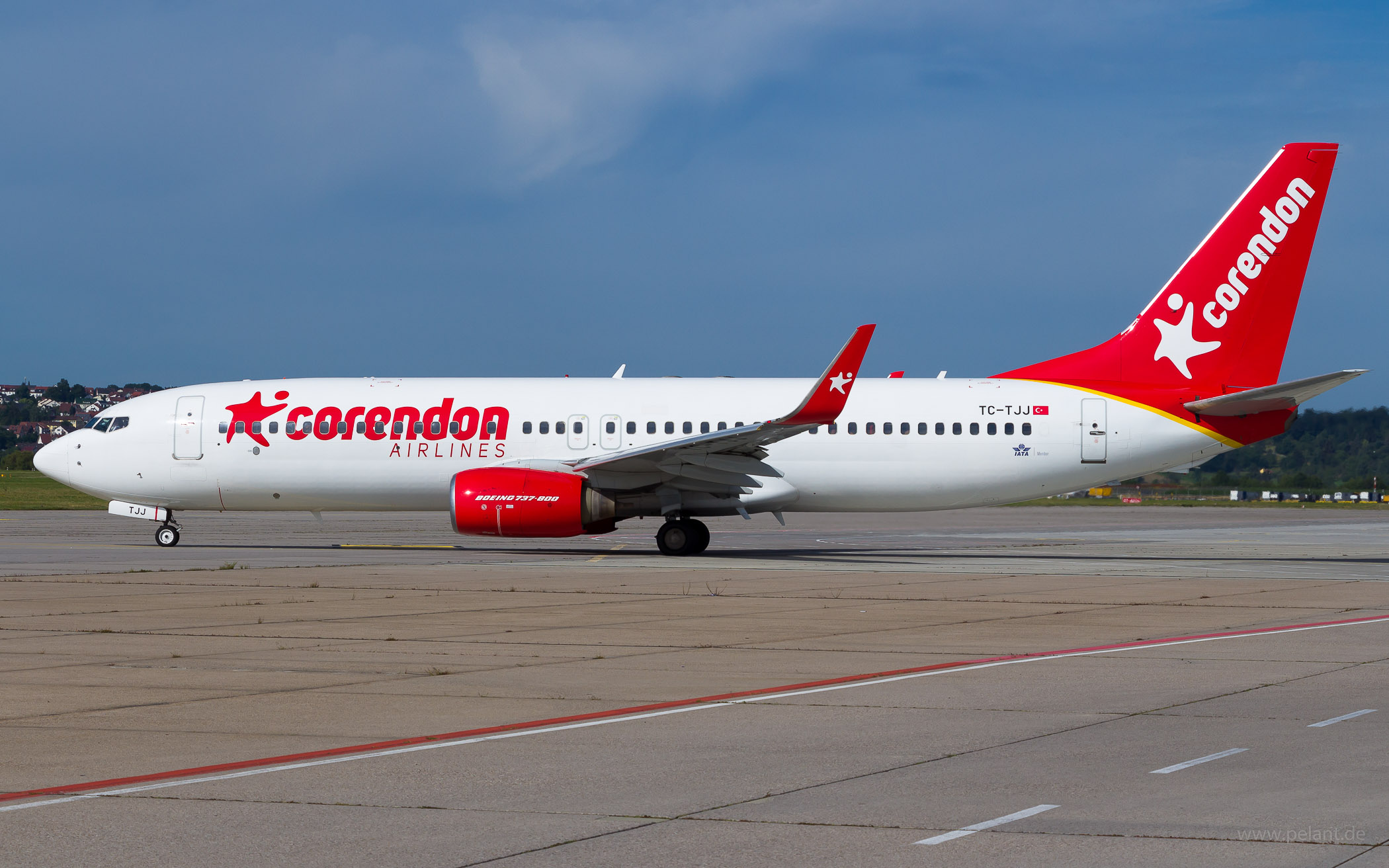 TC-TJJ Corendon Airlines Boeing 737-8S3 in Stuttgart / STR