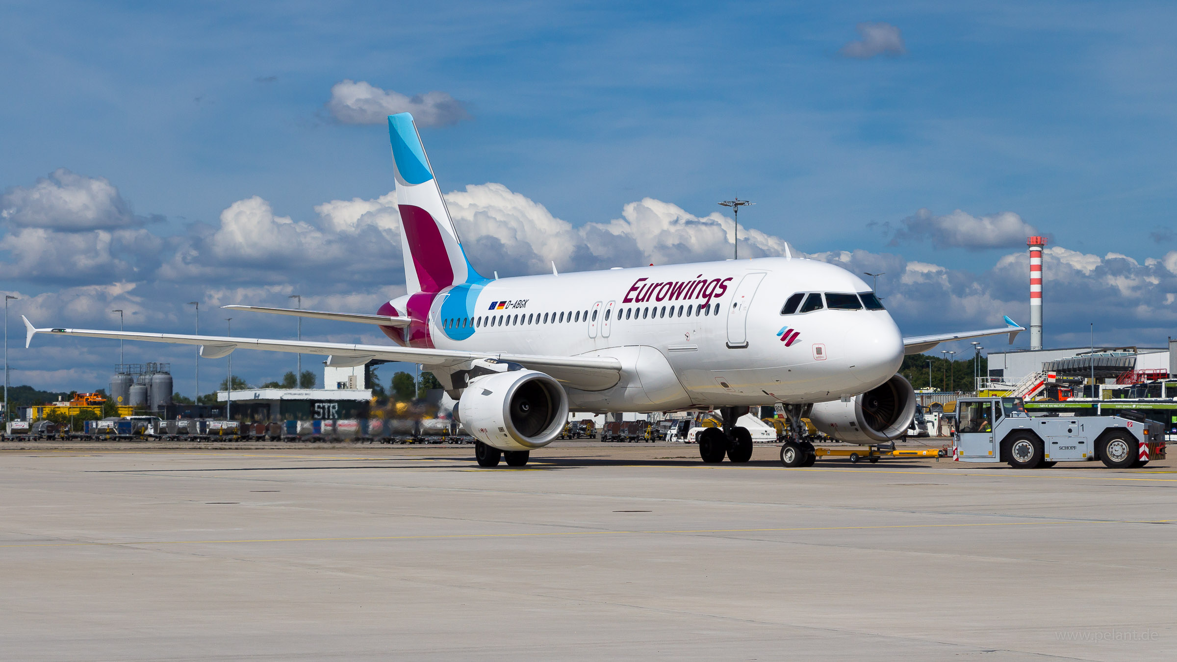 D-ABGK Eurowings Airbus A319-112 in Stuttgart / STR