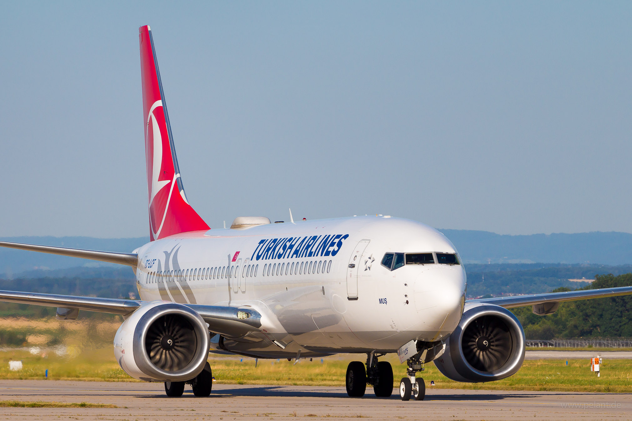 TC-LCF Turkish Airlines Boeing 737 MAX 8 in Stuttgart / STR