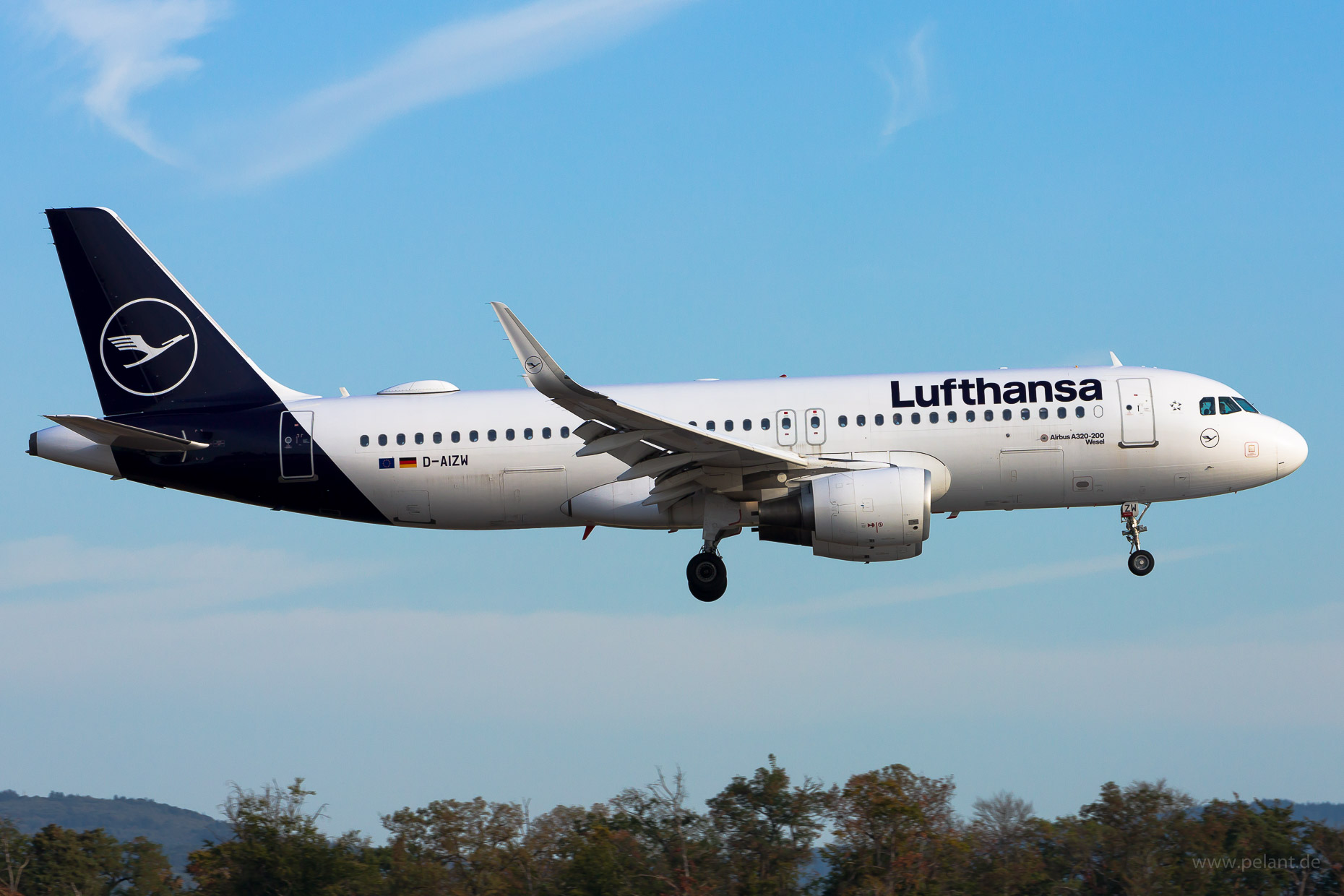 D-AIZW Lufthansa Airbus A320-214 in Frankfurt / FRA