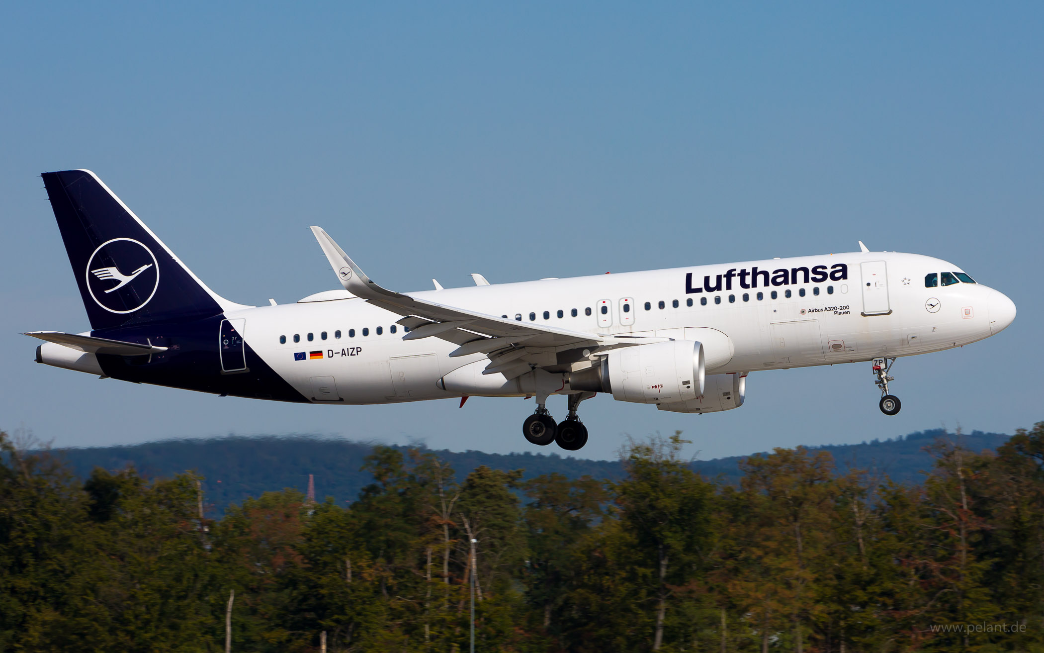 D-AIZP Lufthansa Airbus A320-214 in Frankfurt / FRA