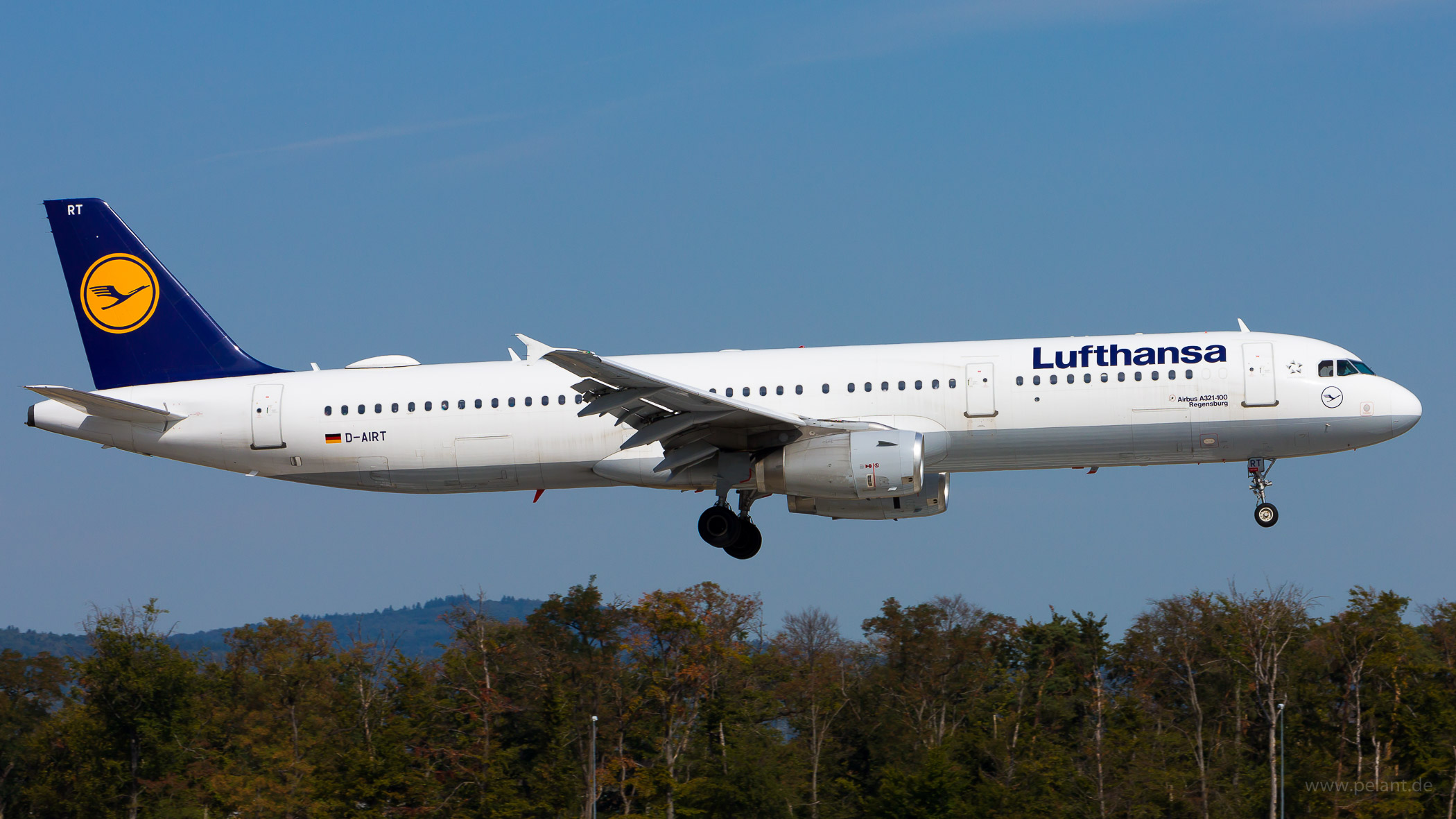 D-AIRT Lufthansa Airbus A321-131 in Frankfurt / FRA