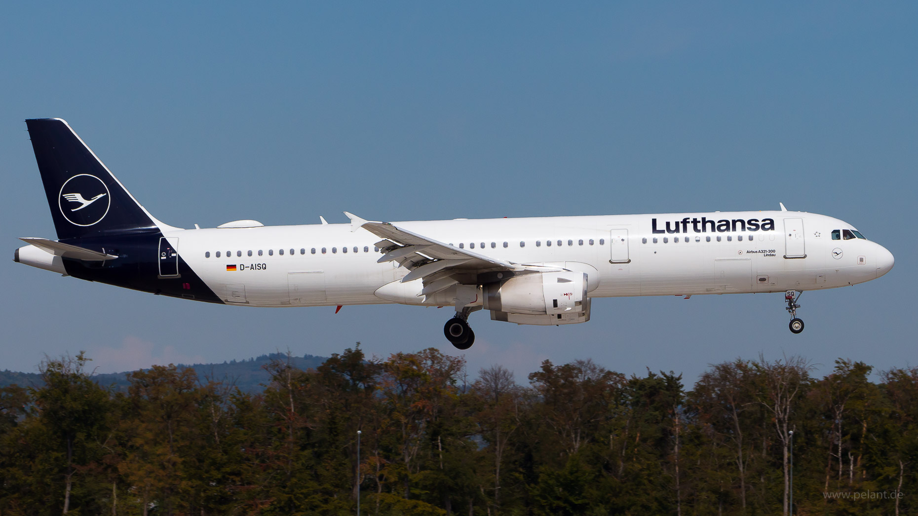 D-AISQ Lufthansa Airbus A321-231 in Frankfurt / FRA