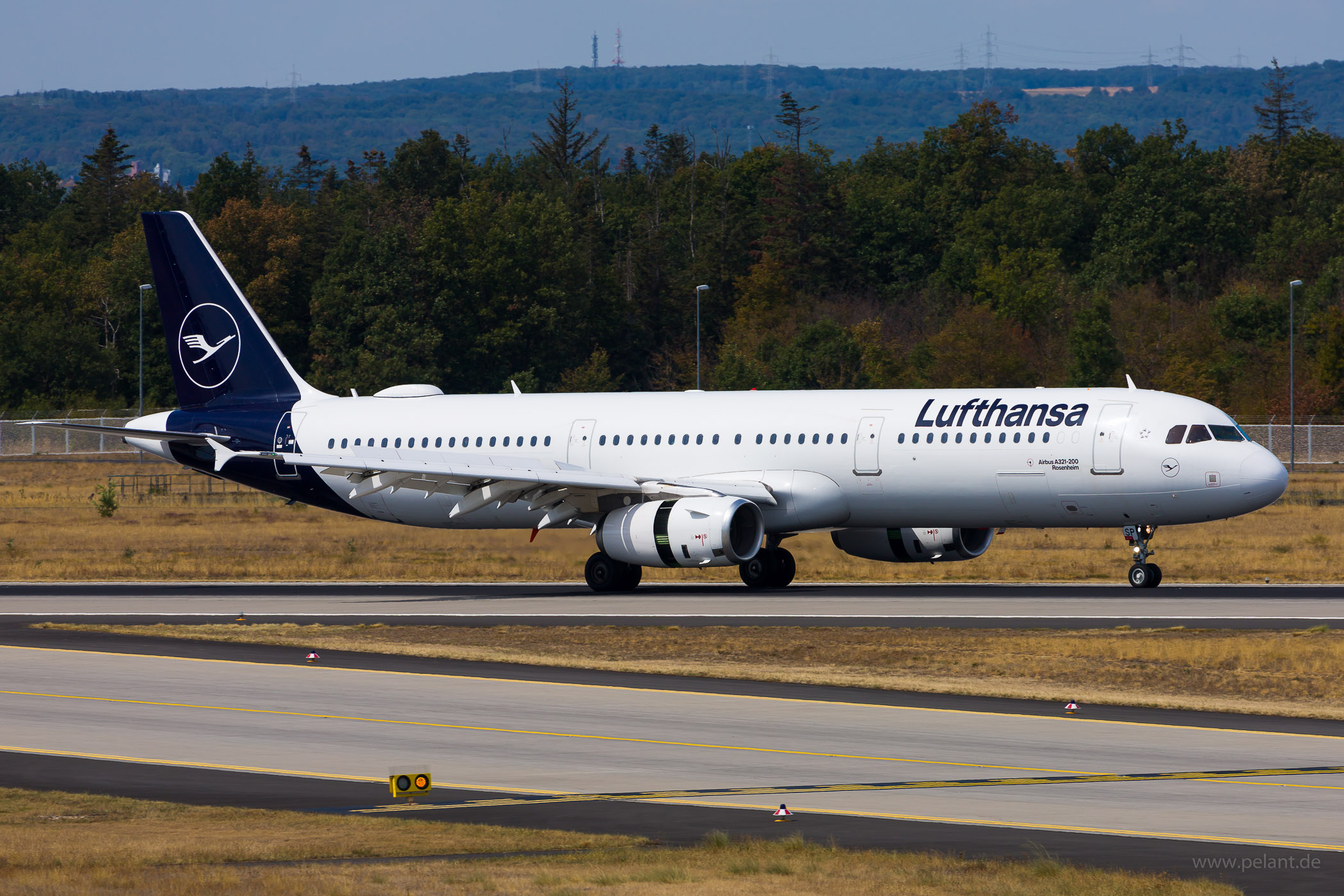 D-AISP Lufthansa Airbus A321-231 in Frankfurt / FRA