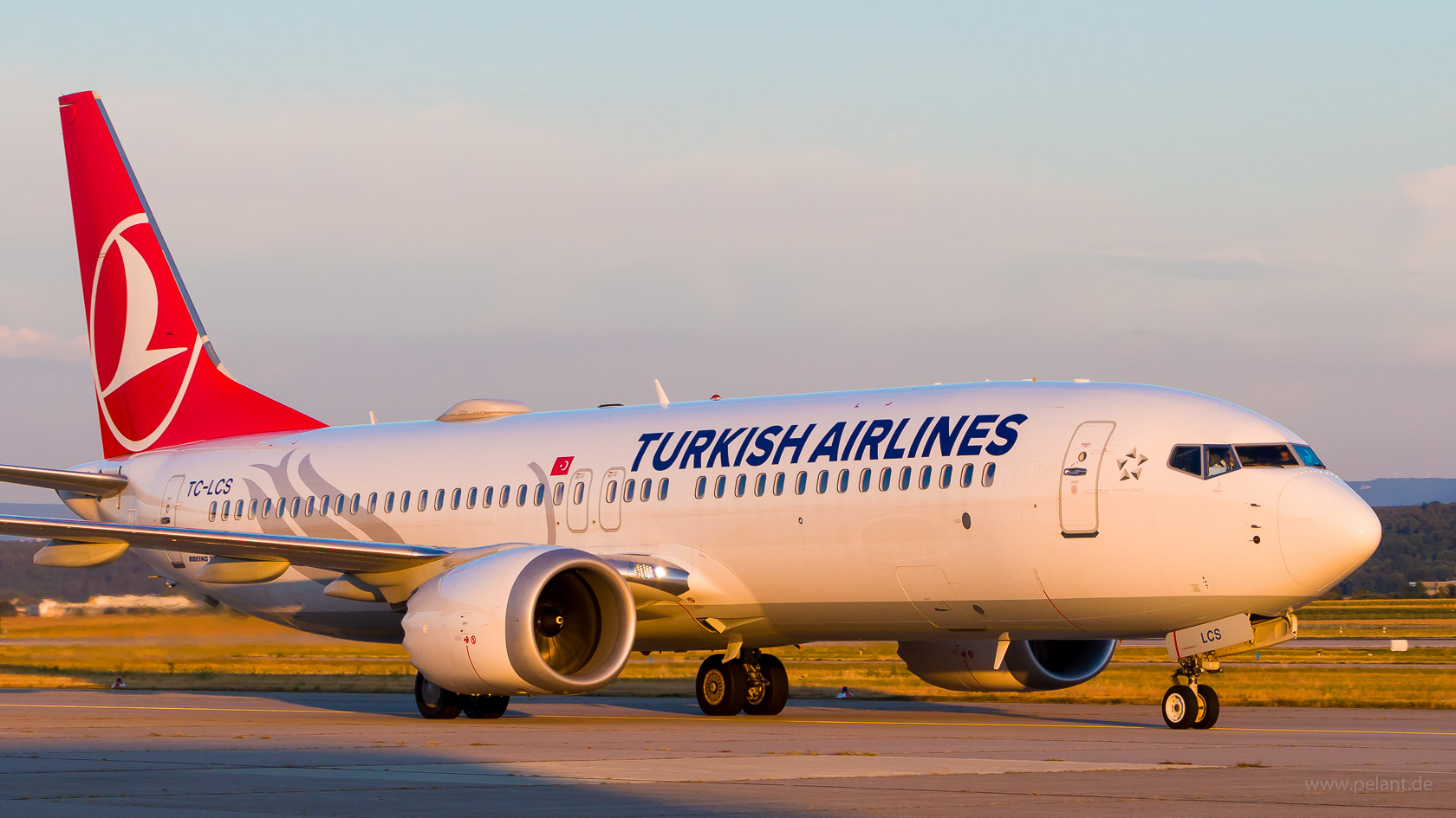 TC-LCS Turkish Airlines Boeing 737 MAX 8 in Stuttgart / STR