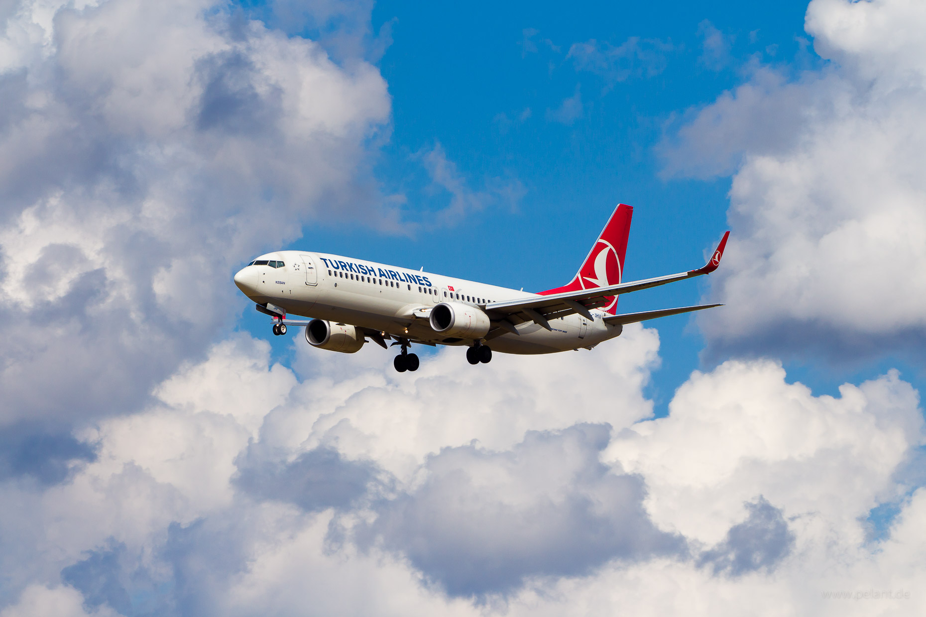 TC-JHV Turkish Airlines Boeing 737-8F2 in Stuttgart / STR