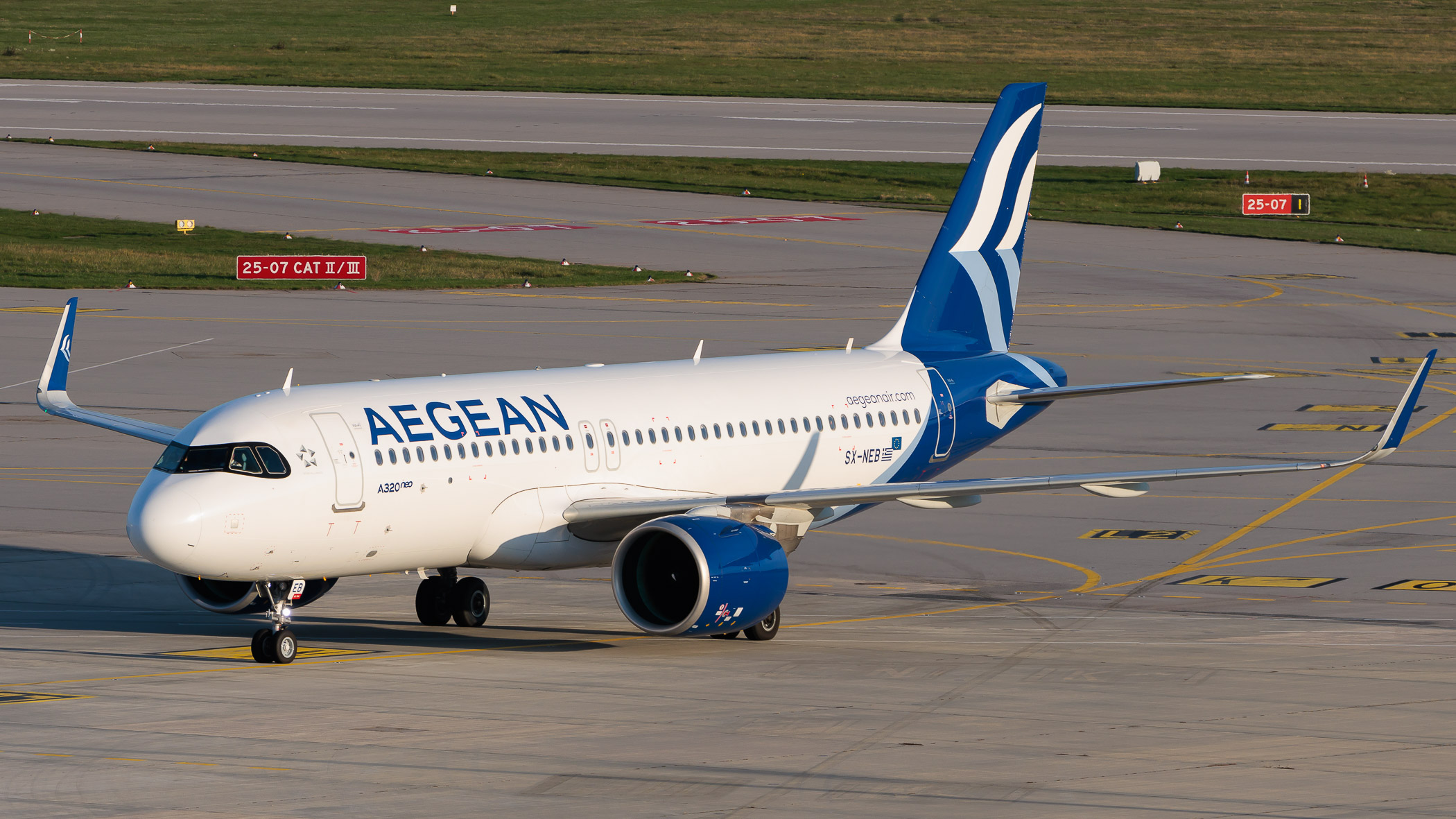 SX-NEB Aegean Airbus A320-271N in Stuttgart / STR