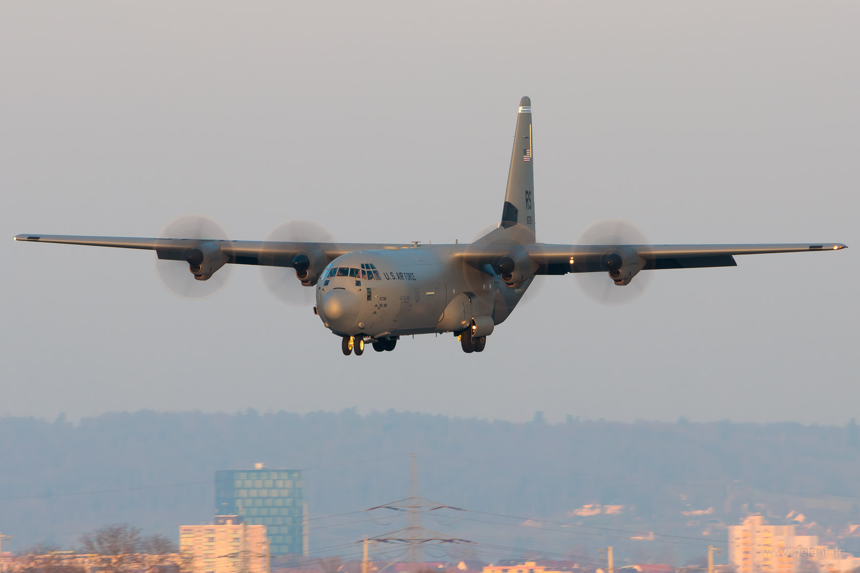11-5738 USAF, -Army etc. Lockheed Martin C-130J-30 Hercules in Stuttgart / STR
